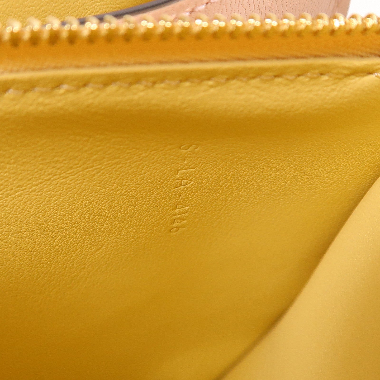 CELINE 【激減優惠】牛皮皮革Classic Box金扣肩背袋