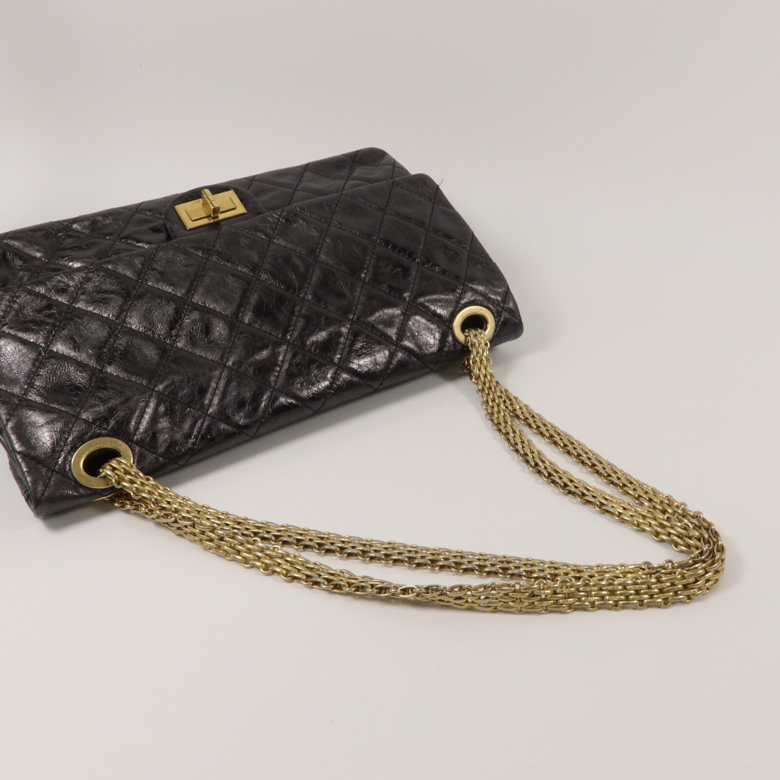 CHANEL 羊皮皮革2.55 XL鏈帶肩背袋