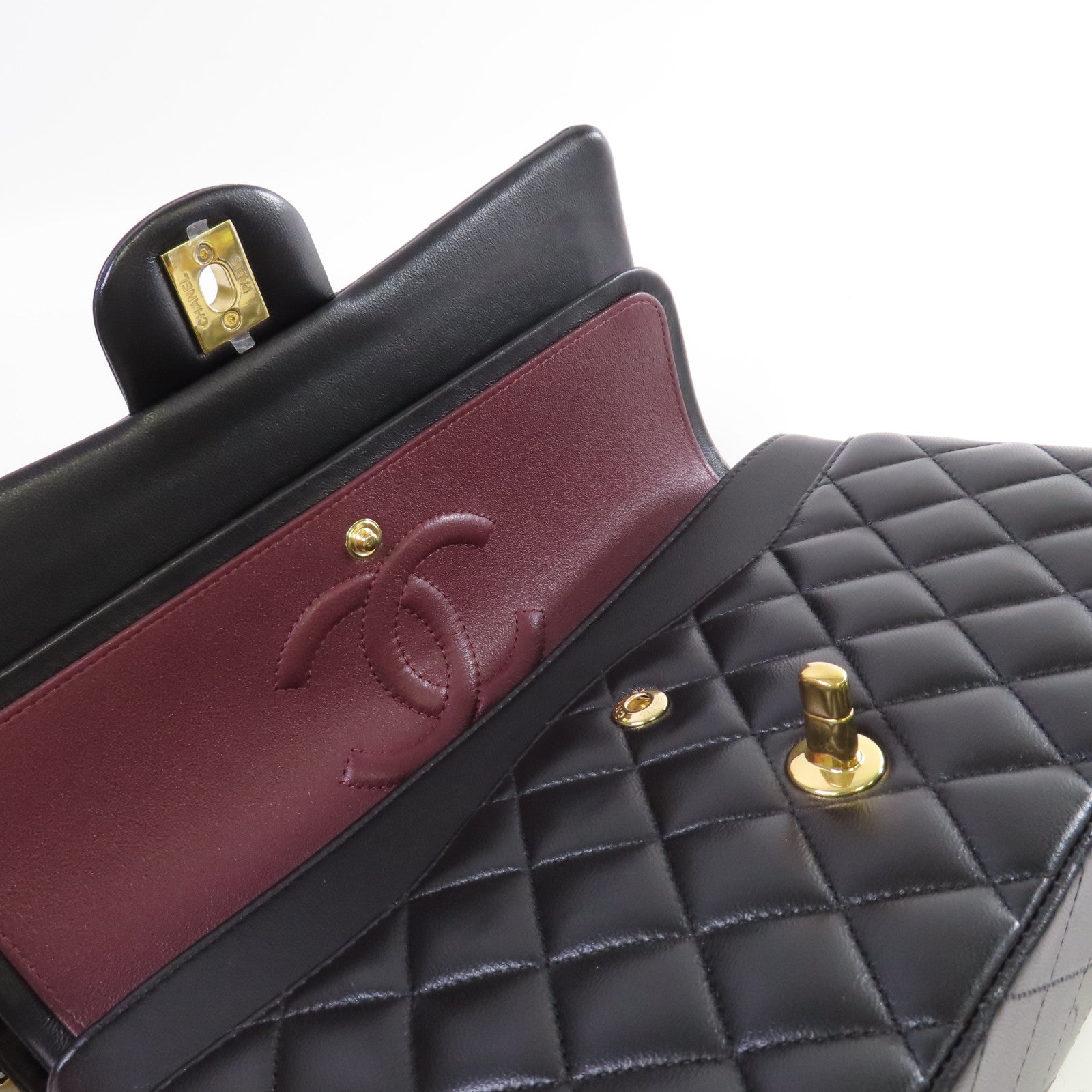 CHANEL **【激減優惠】菱格羊皮皮革Classic Chain Shoulder Bag金扣鏈帶肩背袋黑色