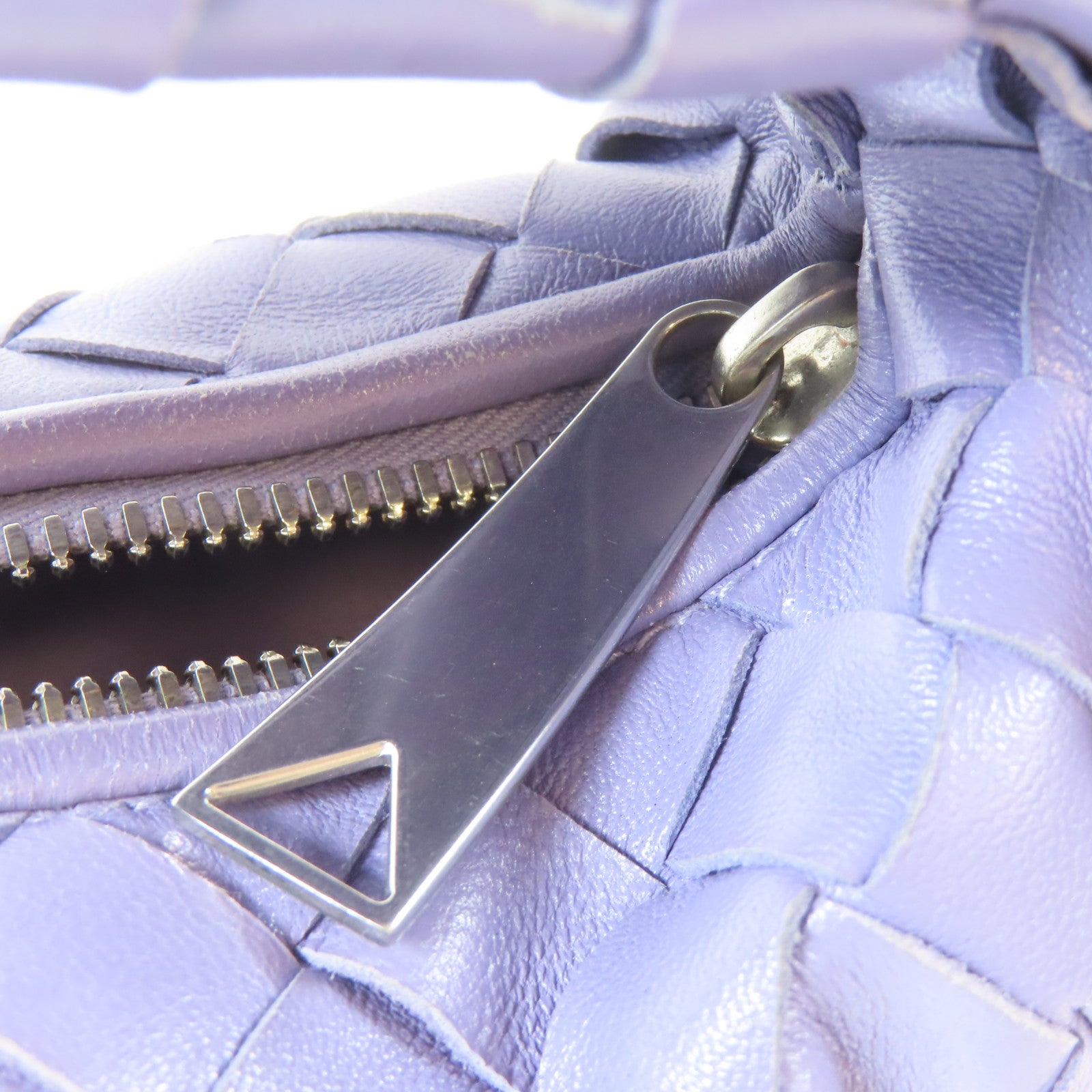 BOTTEGA VENETA 【激減優惠】牛皮皮革Mini Jodie銀扣手挽袋紫色