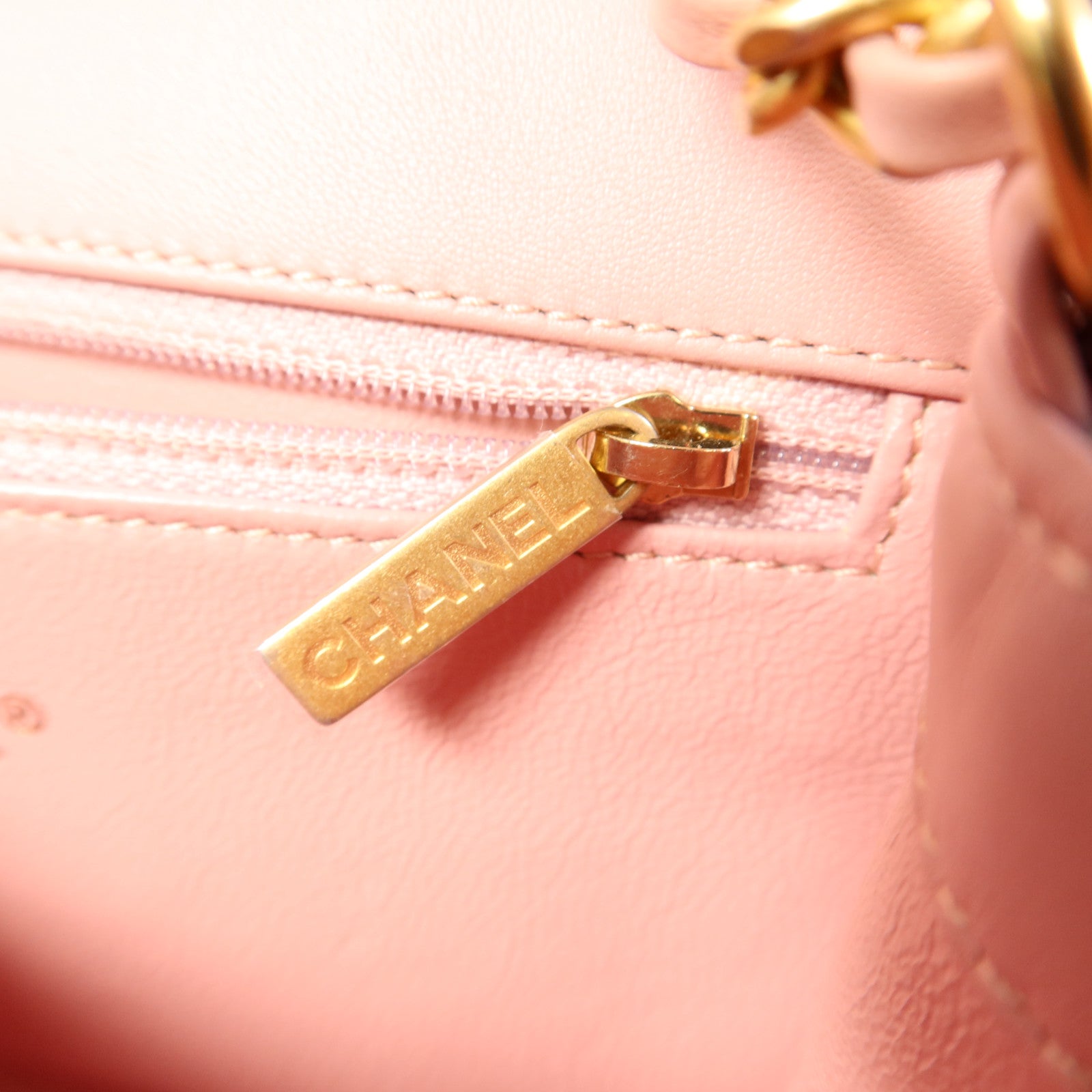 CHANEL 粗花呢CC Filigree Flap金扣鏈帶肩背袋