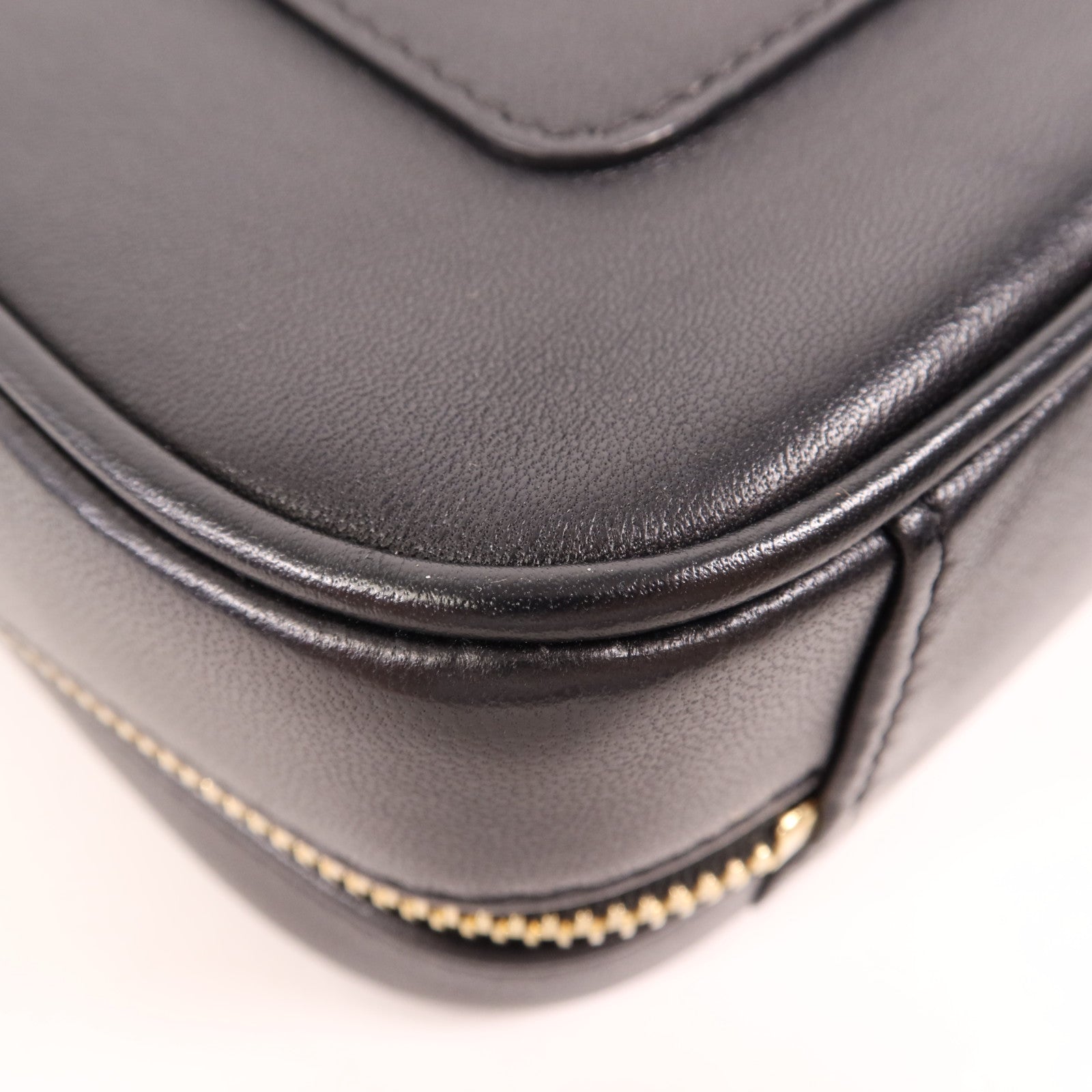 CHANEL 牛皮皮革Chain Shoulder金扣鏈帶肩背袋