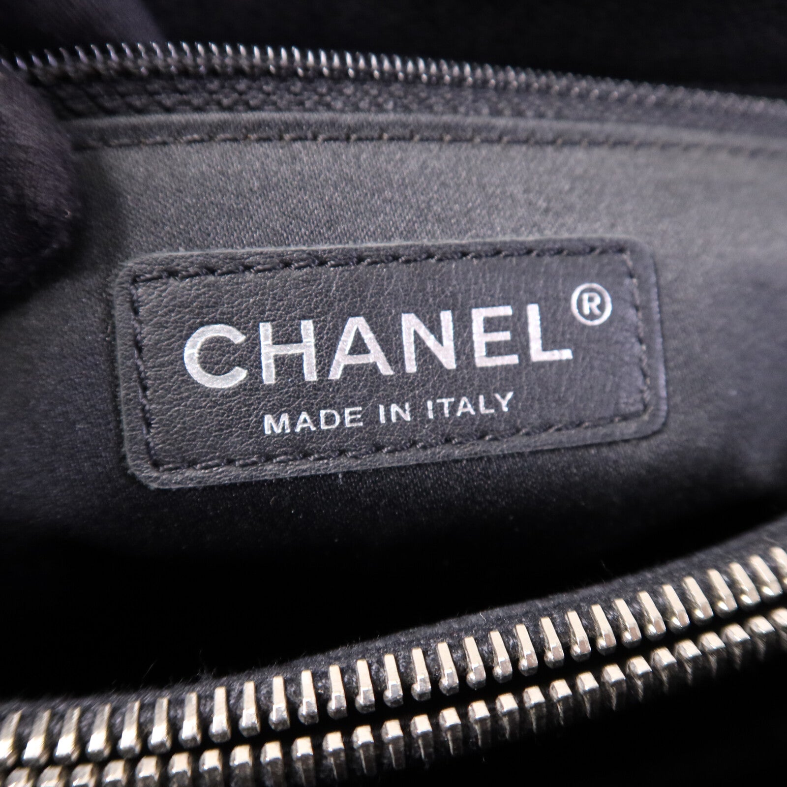 CHANEL GST Grand Shopping Tote Bag鏈帶肩背袋