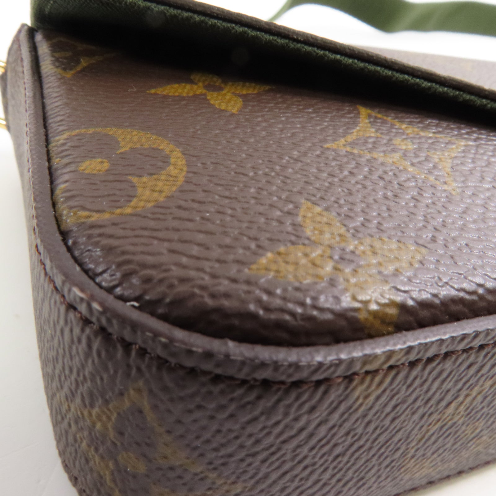 LOUIS VUITTON Monogram Felicie Strap & Go金扣肩背袋