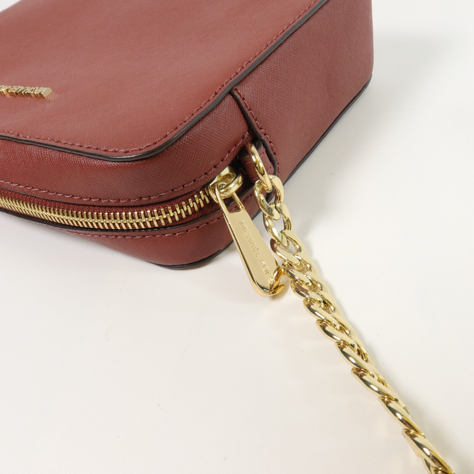 Michael Kors Saffiano皮革Jet Set Large Crossbody Bag肩背袋