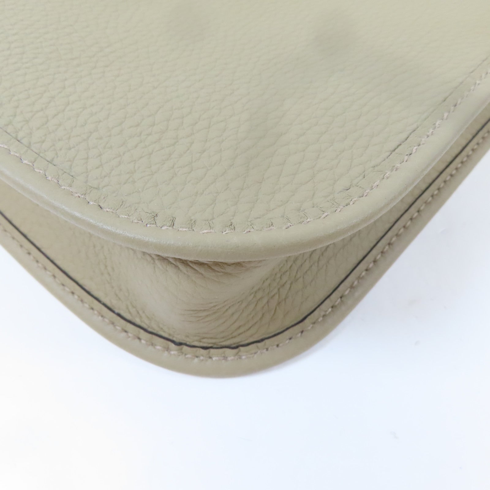 HERMES Clemence皮革Evelyne TPM銀扣肩背袋米色