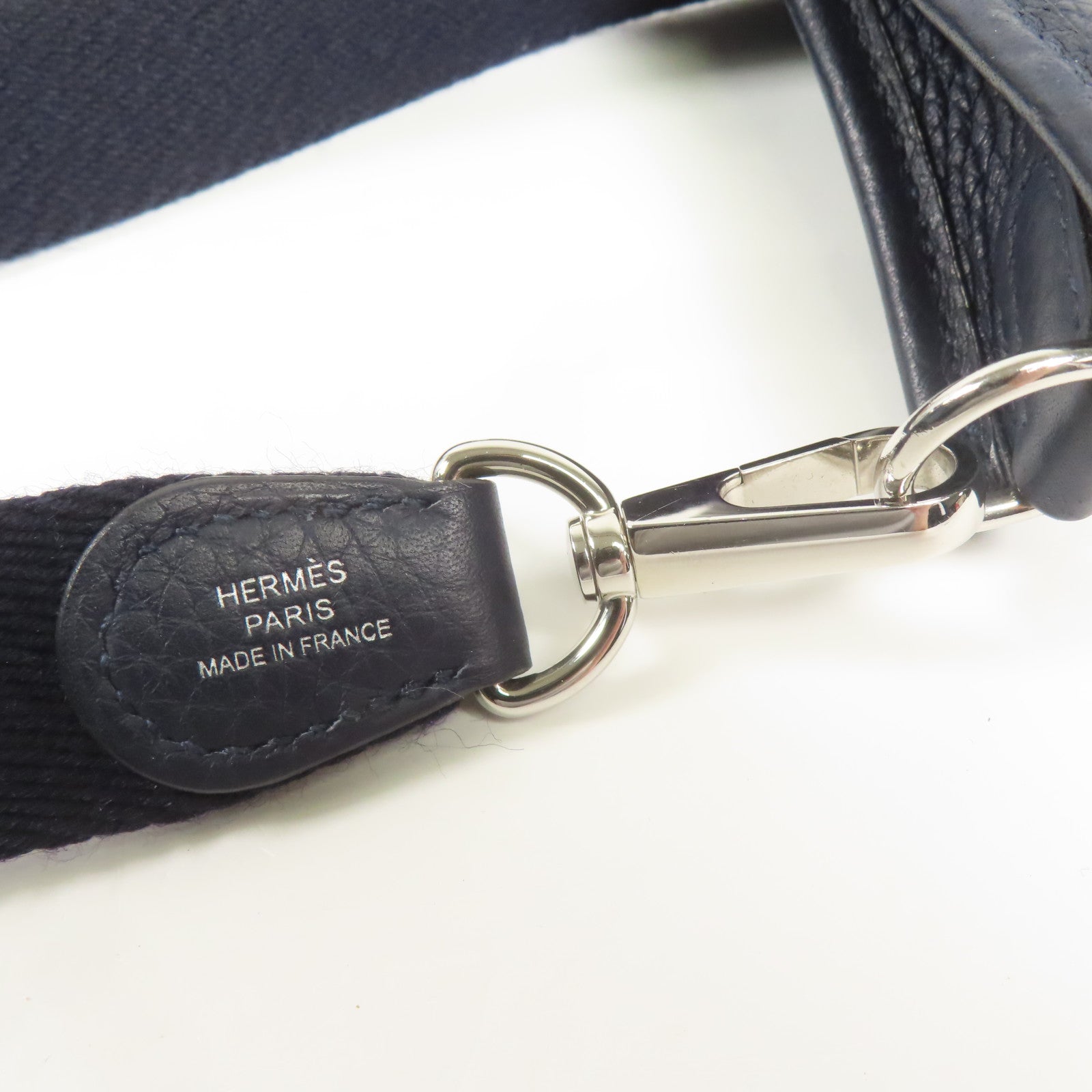 HERMES Clemence皮革Evelyne TPM銀扣肩背袋Bleu Ocean