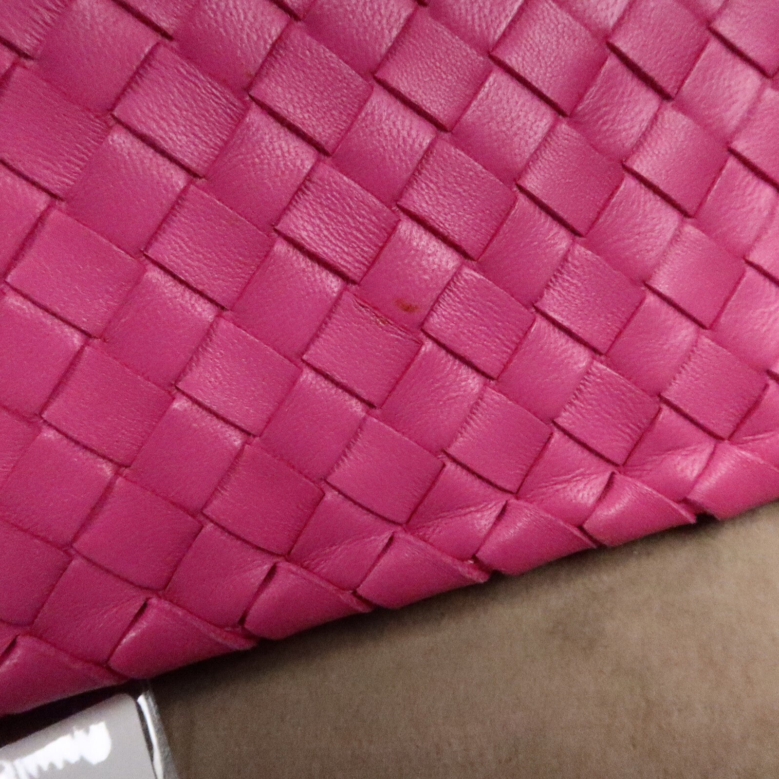 BOTTEGA VENETA 羊皮皮革Turn Lock Clutch手拿包