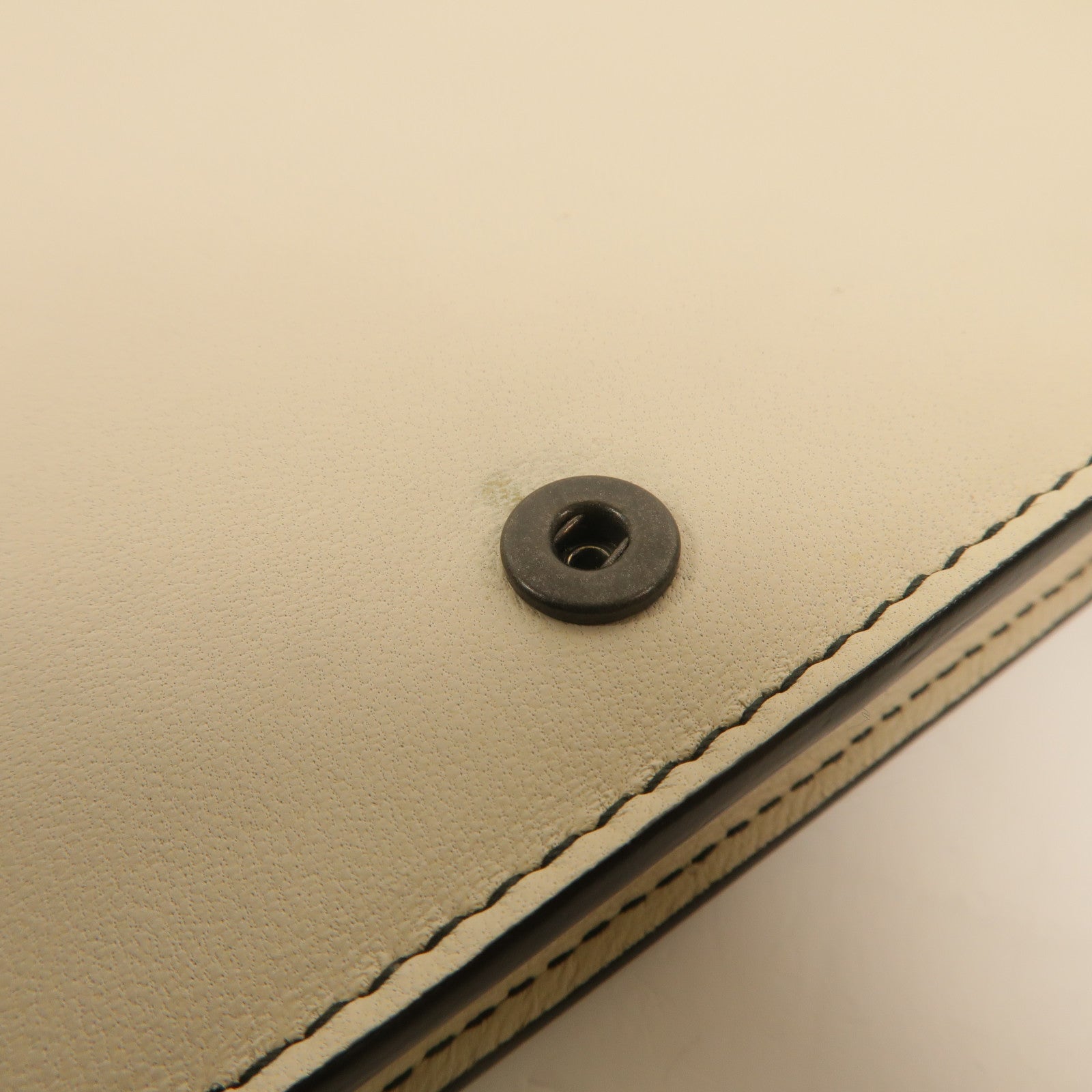 BOTTEGA VENETA 牛皮皮革Chain Shoulder鏈帶肩背袋