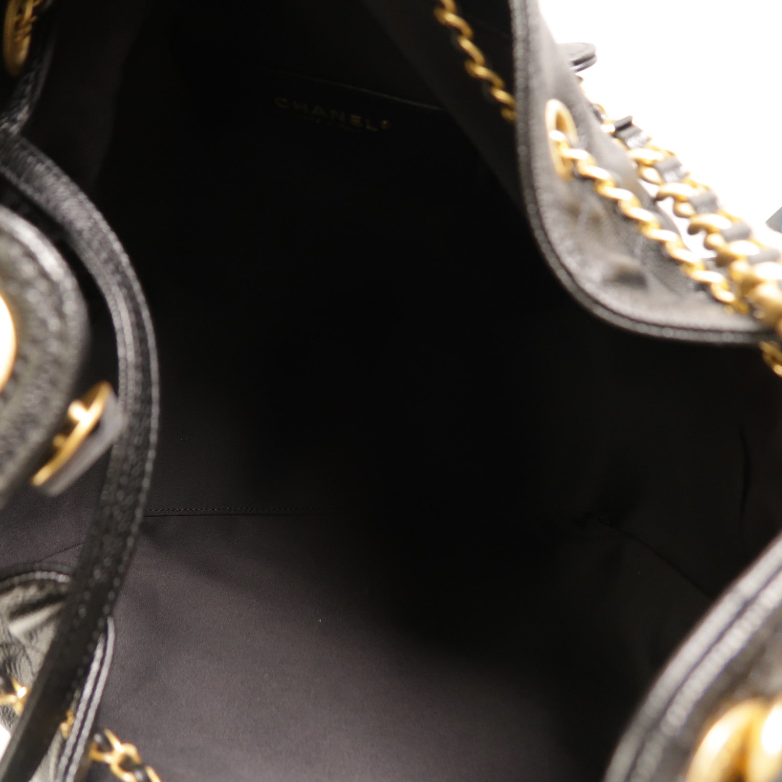 CHANEL 牛皮皮革Chanel 25 Medium鏈帶肩背袋