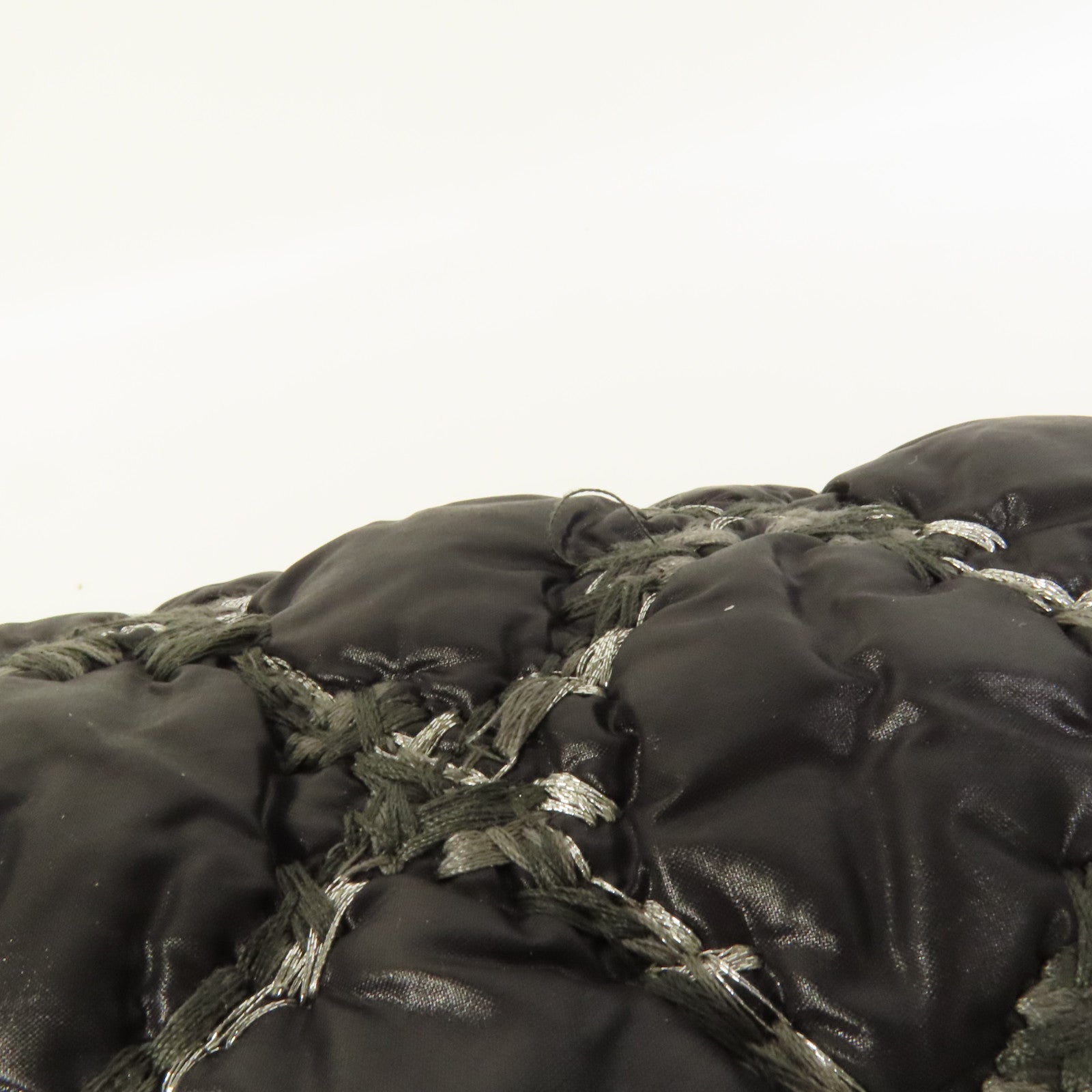 CHANEL 尼龍Chain Shoulder銀扣鏈帶肩背袋