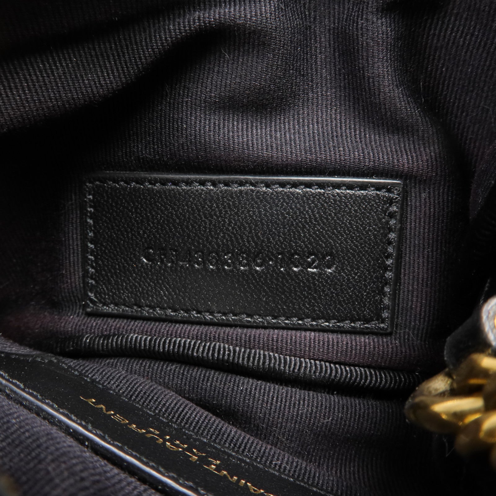 YVES SAINT LAURENT 牛皮皮革Coin Case金扣零錢包
