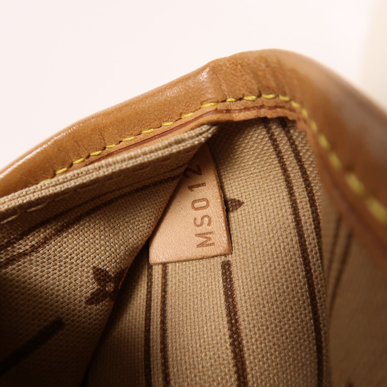 LOUIS VUITTON Monogram Neverfull MM金扣手挽袋