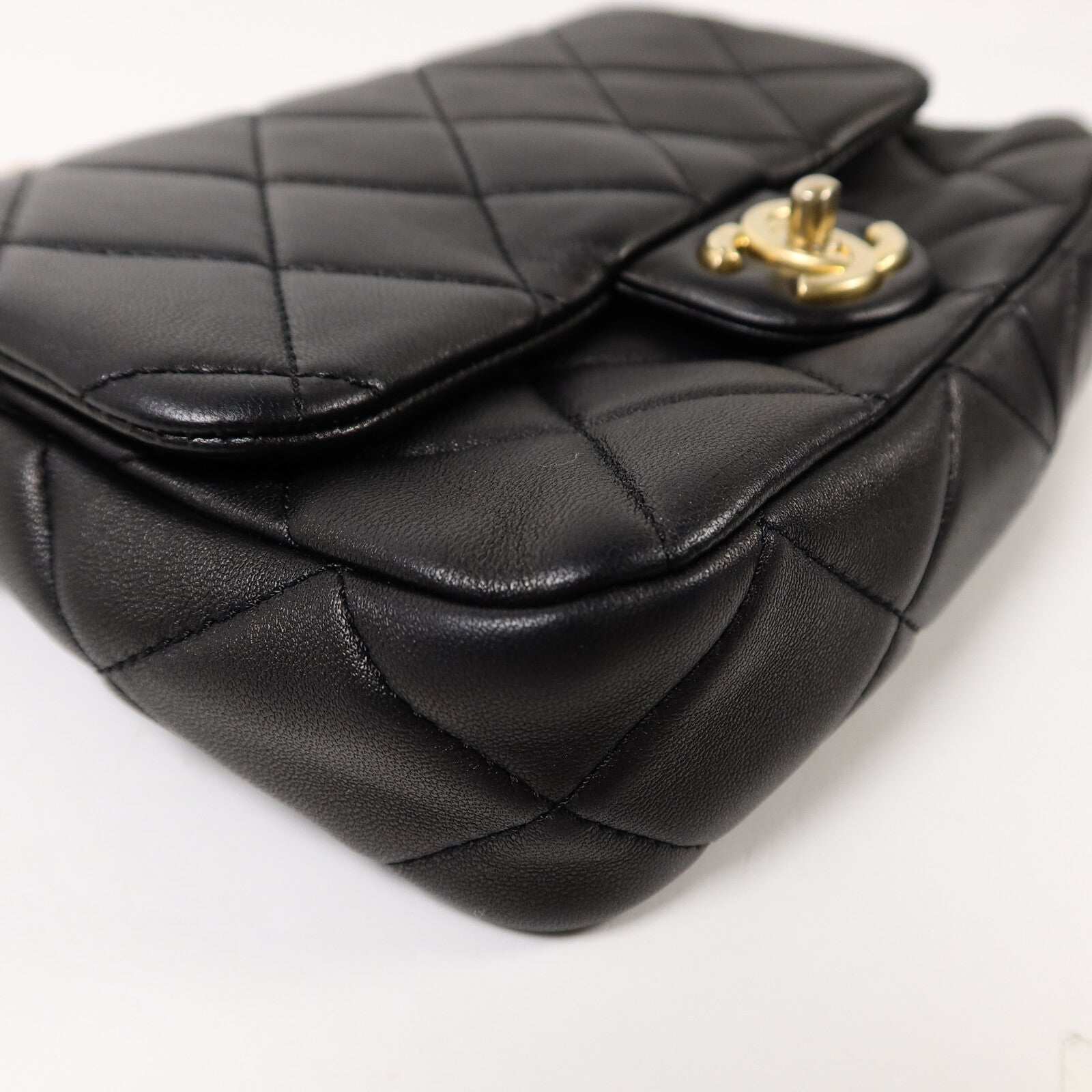 CHANEL 羊皮皮革Chain Shoulder Bag鏈帶肩背袋