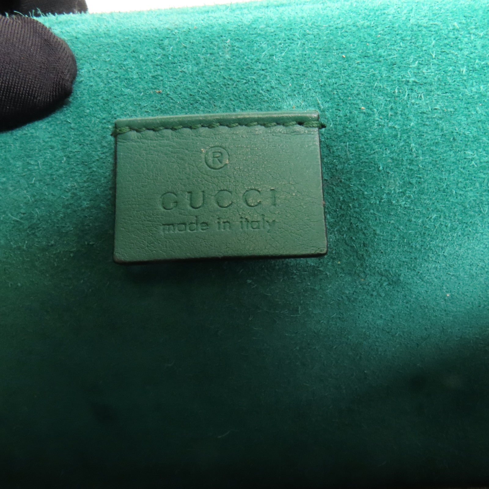 GUCCI 塗層帆布Chain Shoulder銀扣肩背袋