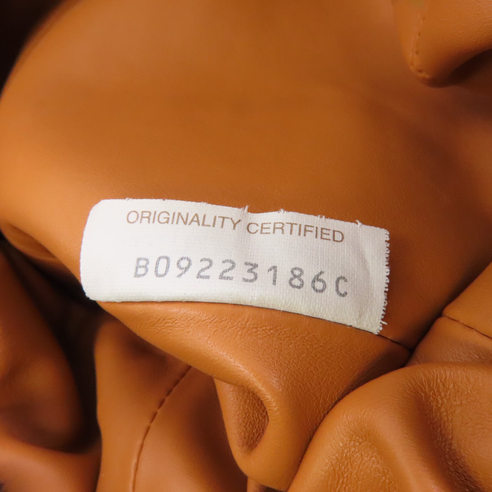 BOTTEGA VENETA 牛皮皮革Shoulder Bag金扣肩背袋棕色