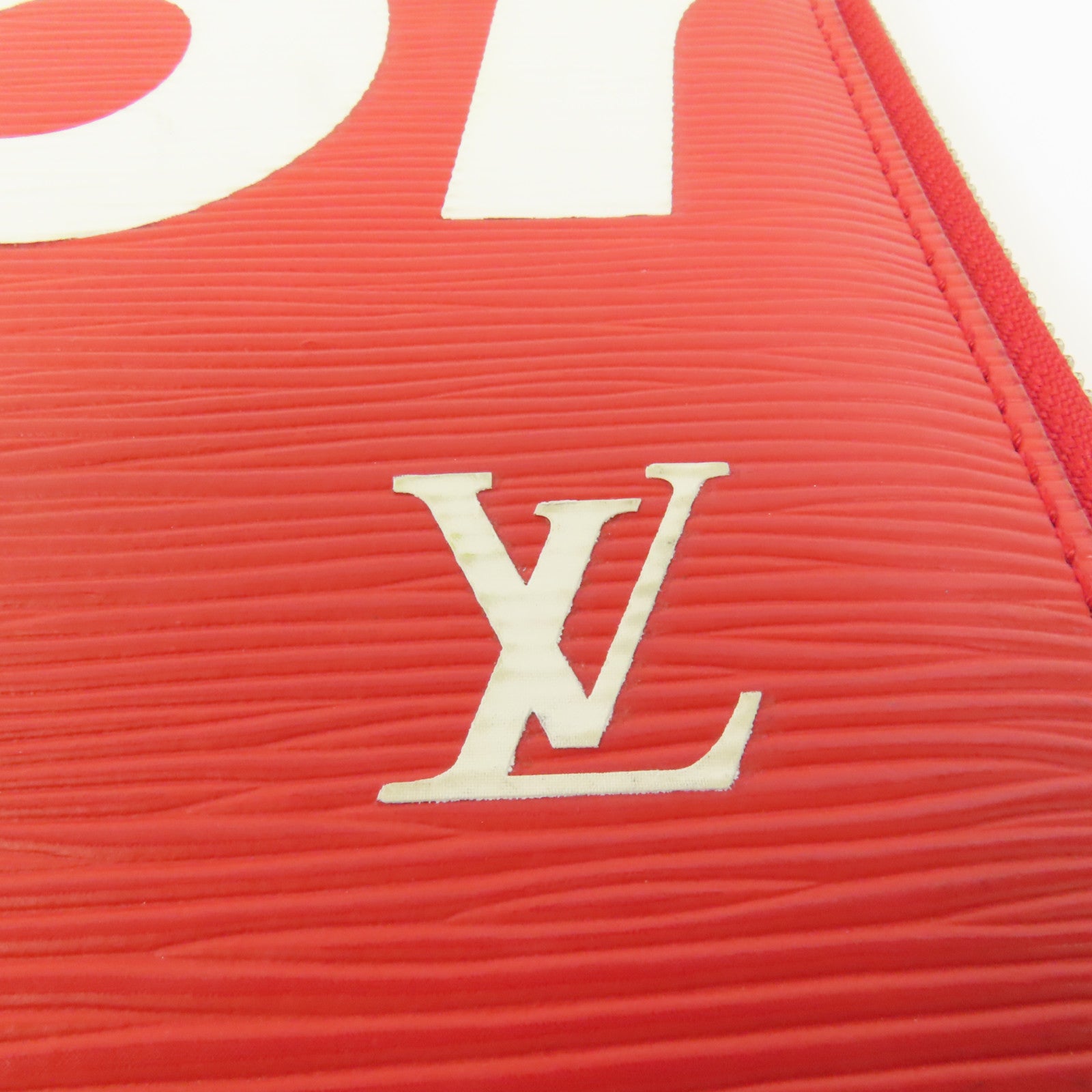 LOUIS VUITTON 【激減優惠】Epi Supreme Pochette Jules GM銀扣手拿包