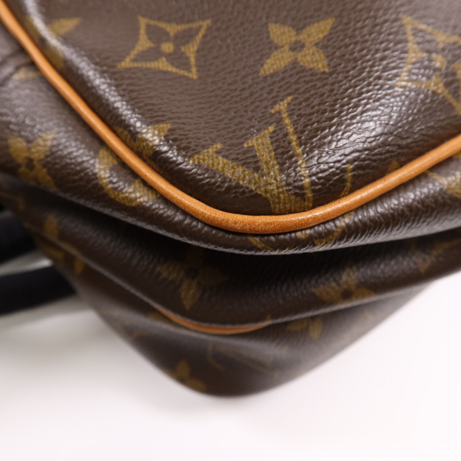 LOUIS VUITTON Monogram Reporter PM金扣肩背袋棕色
