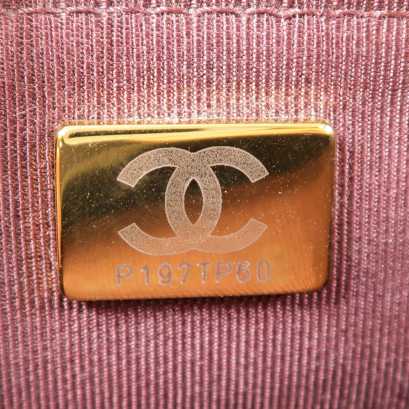 CHANEL 牛皮皮革WOC Wallet On Chain金扣鏈帶肩背袋