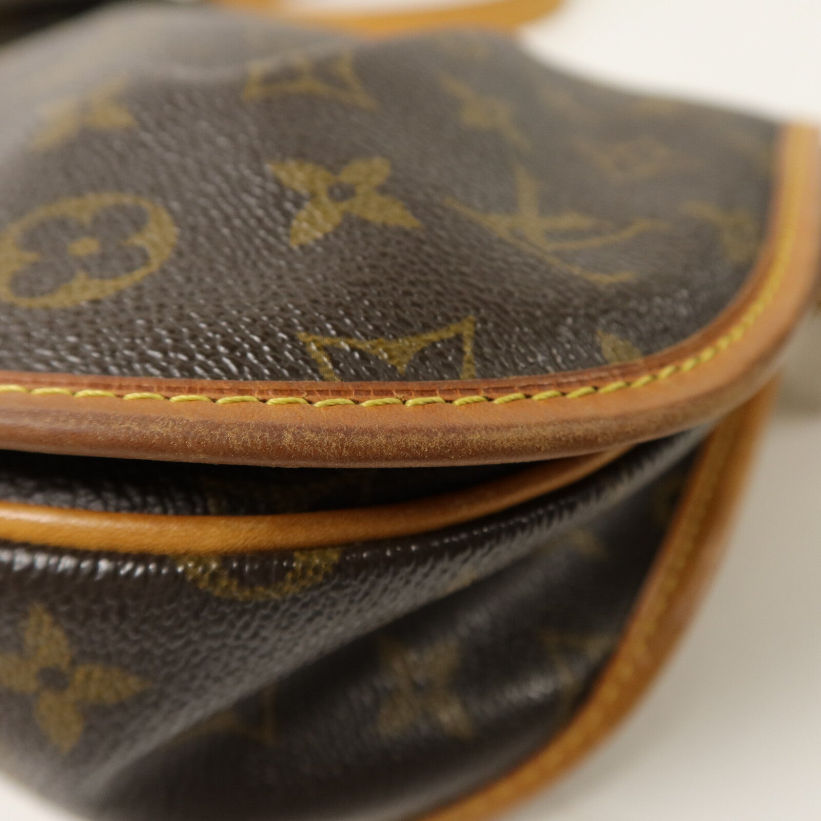 LOUIS VUITTON Monogram Menilmontant PM肩背袋