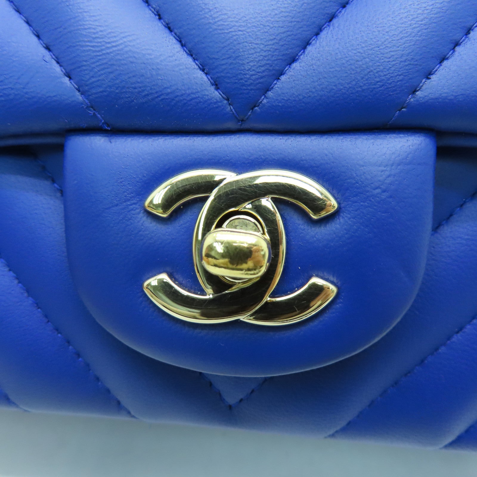 CHANEL twill sheepskin Classi Flap 20cm Chain Shoulder silver buckle chain shoulder bag blue