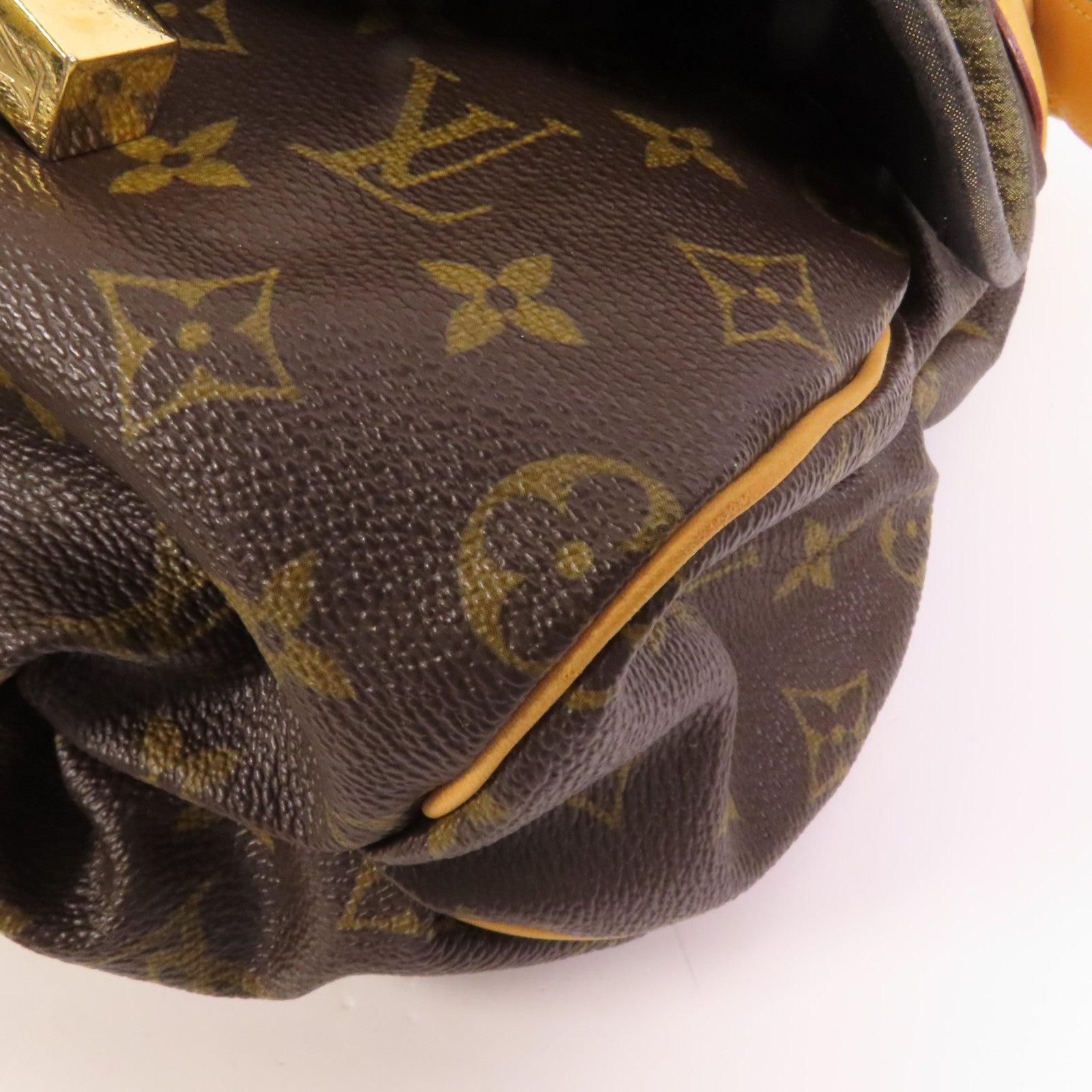 LOUIS VUITTON Monogram Kalahair PM金扣肩背袋