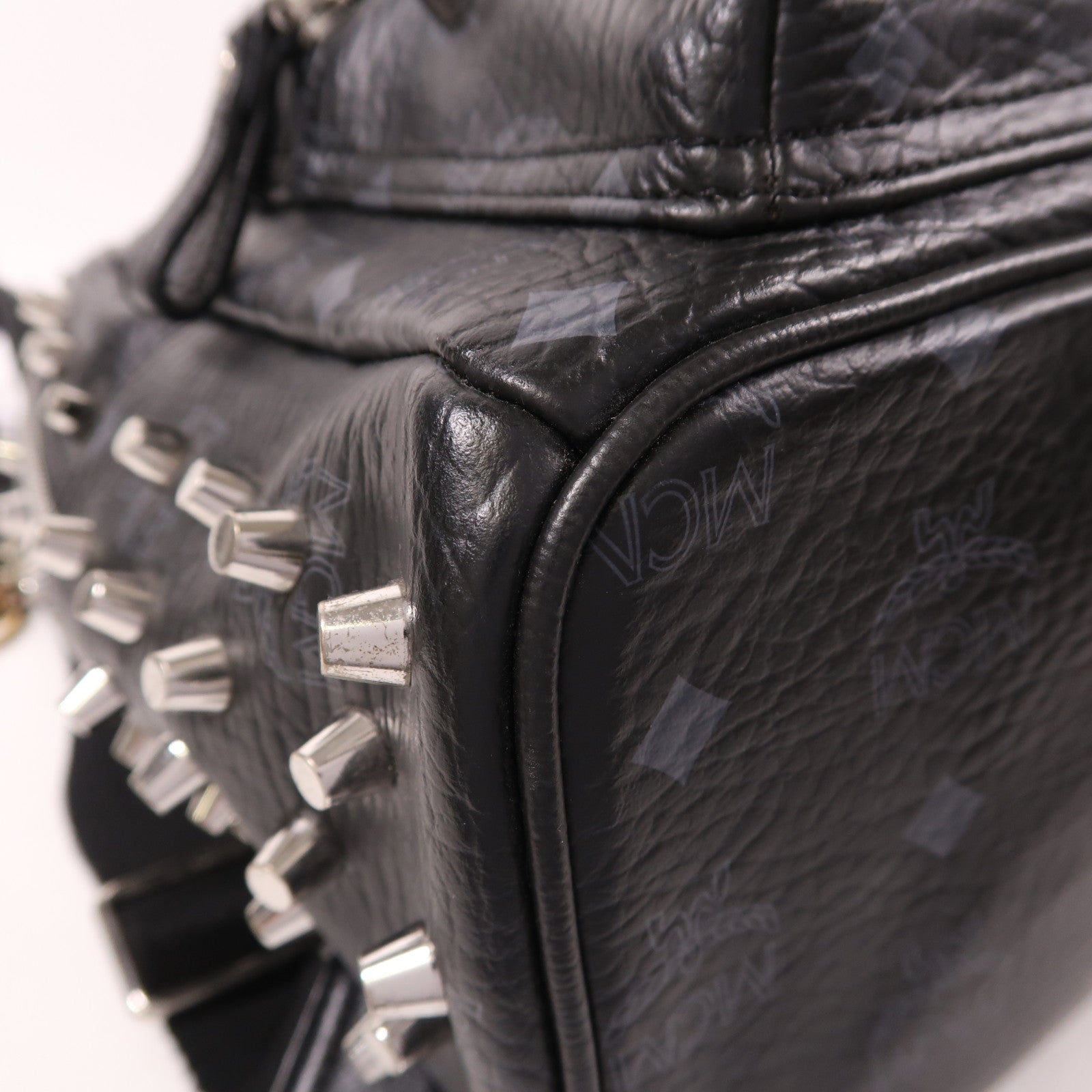 MCM 牛皮皮革Backpack銀扣背包