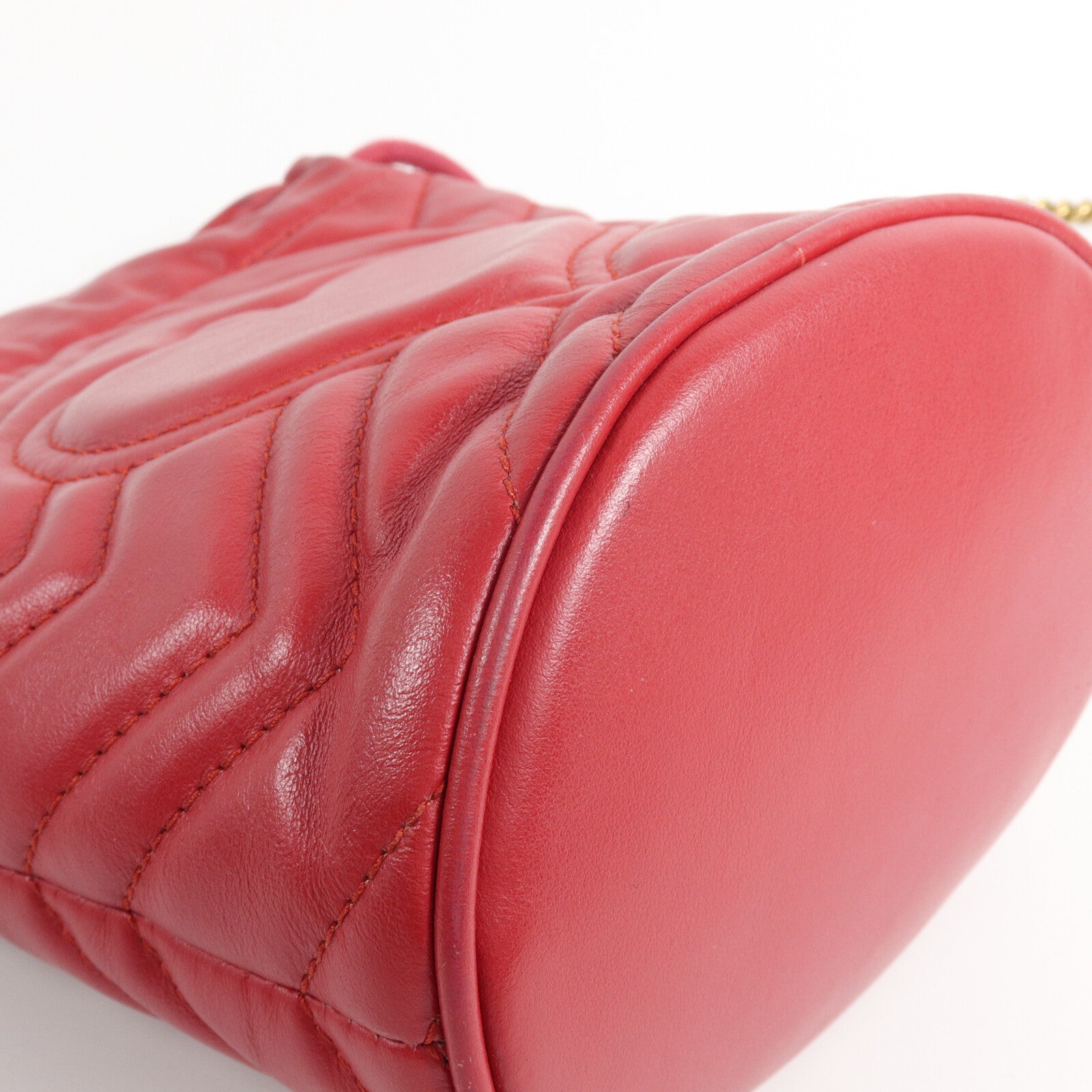 GUCCI 牛皮皮革GG Marmont Mini Bucket鏈帶肩背袋