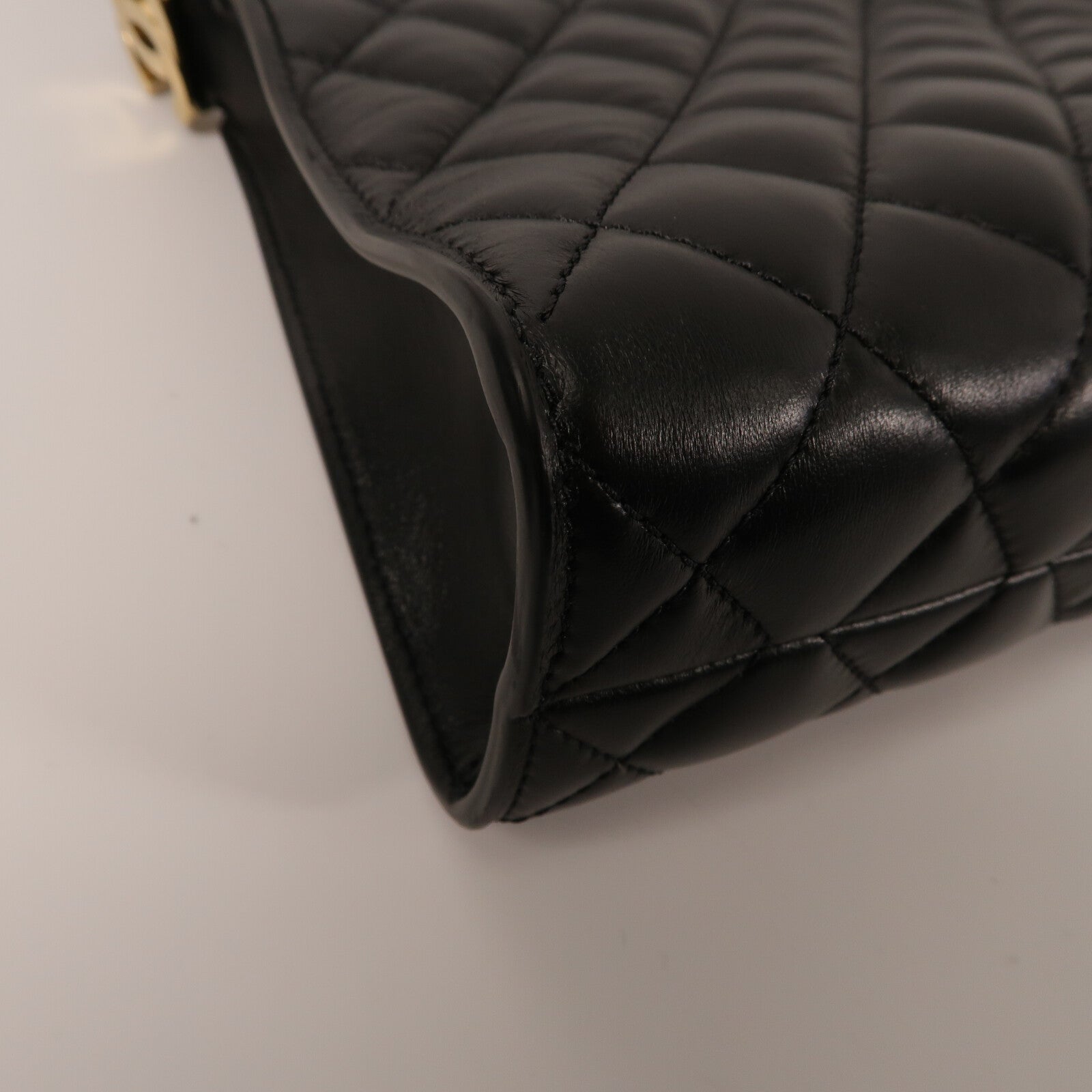 CHANEL 牛皮皮革Hobo肩背袋