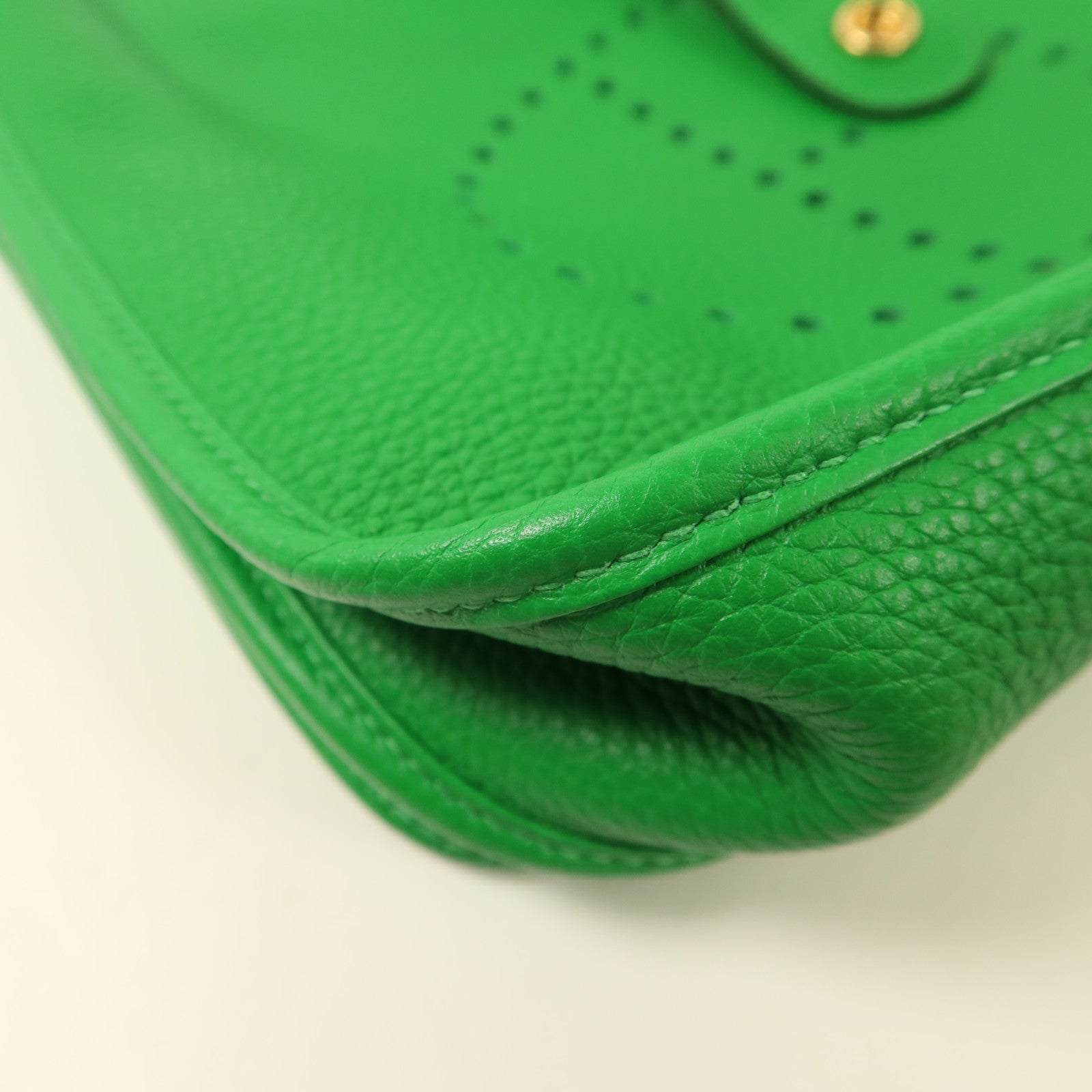 HERMES Clemence皮革Evelyne PM金扣肩背袋