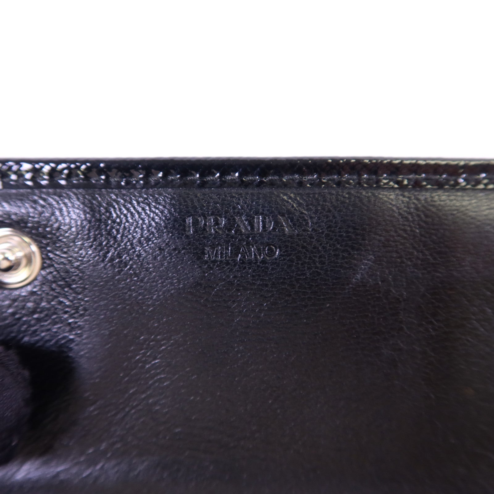 PRADA 漆皮皮革Long Wallet銀扣長錢包