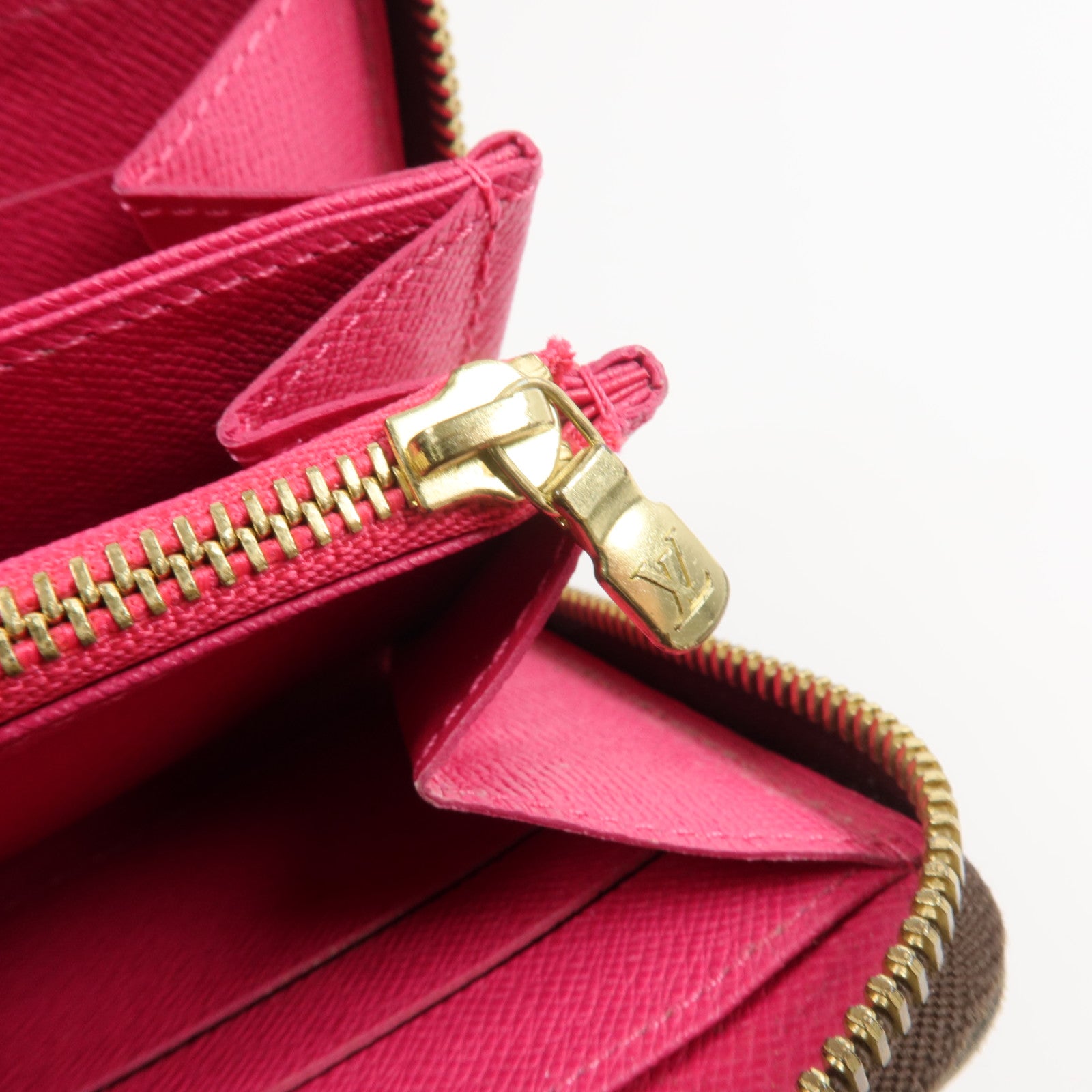 LOUIS VUITTON Monogram Illustre Evasion Zippy Wallet長錢包