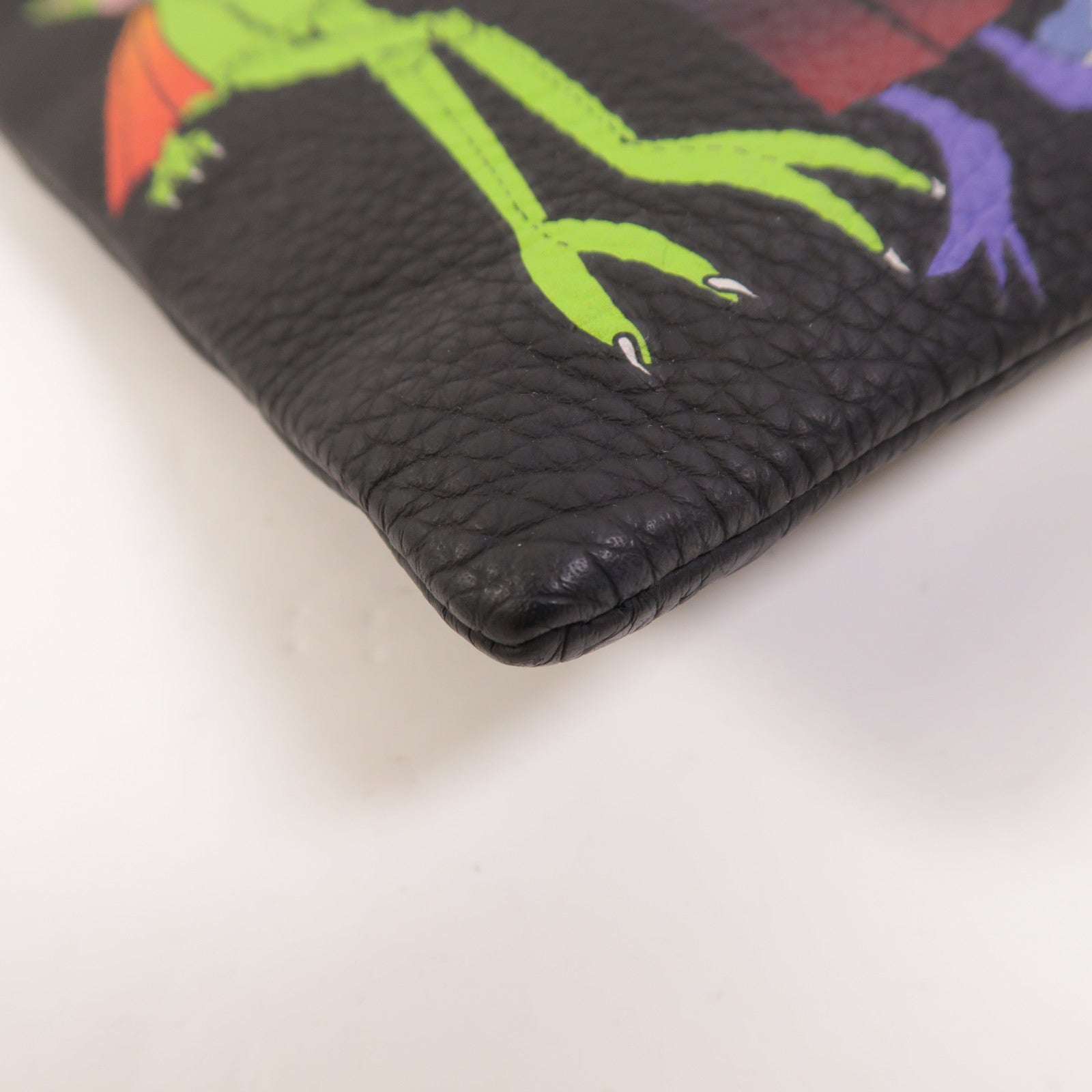 LOUIS VUITTON Monogram Taurillon Zoom With Friends A4 Pouch手拿包