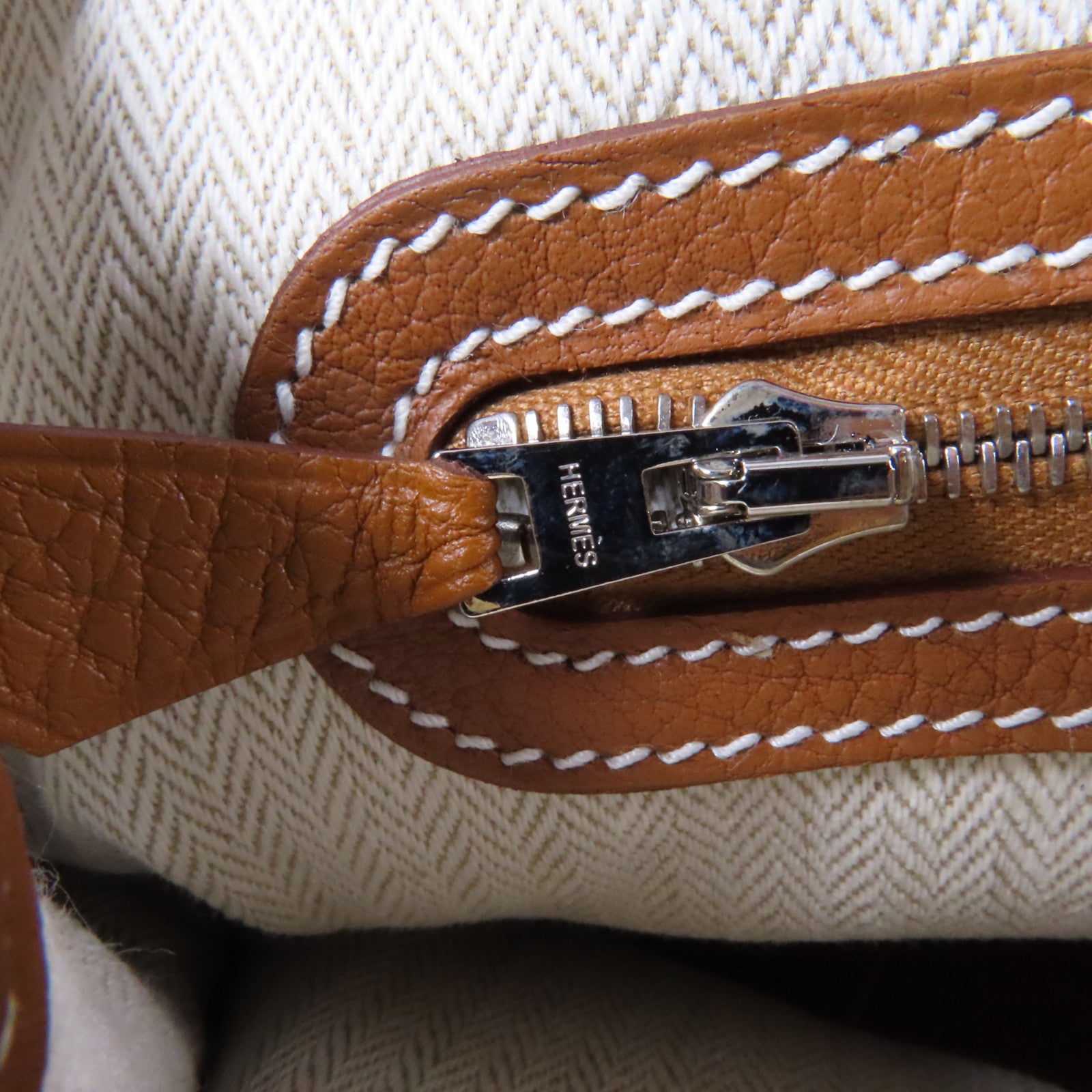 HERMES Negonda皮革Garden Party PM銀扣手挽袋經典駝色