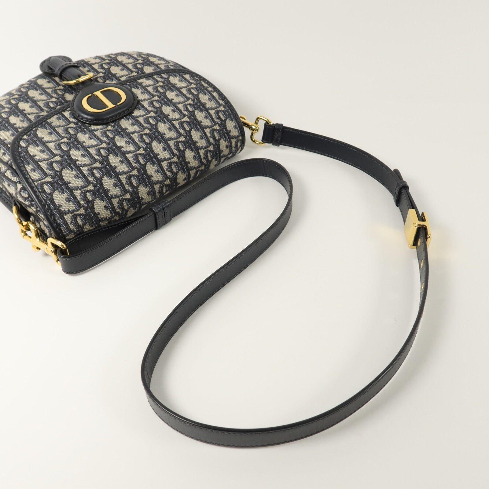 Dior 帆布Bobby Bag肩背袋