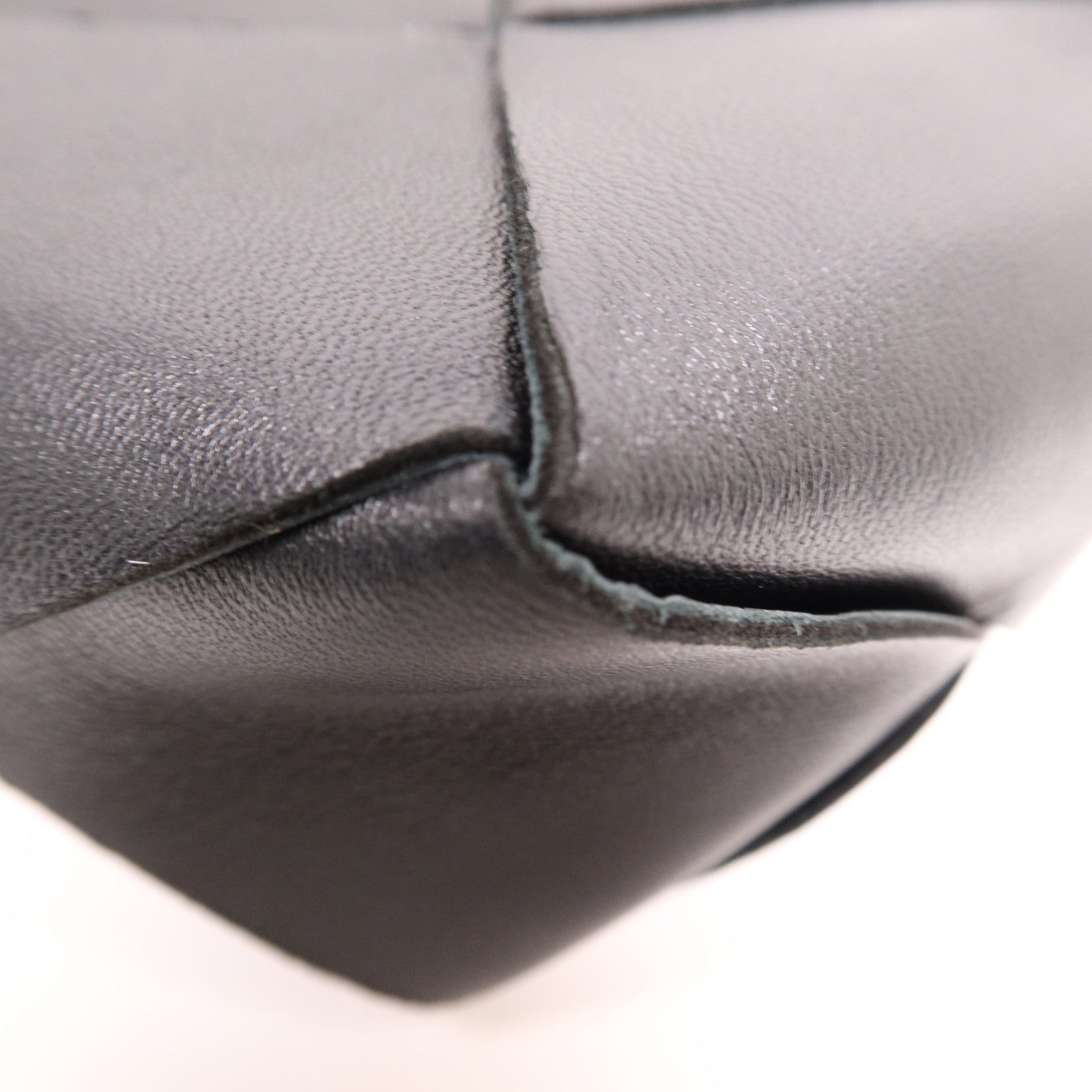 BOTTEGA VENETA 牛皮皮革Shoulder Bag金扣肩背袋