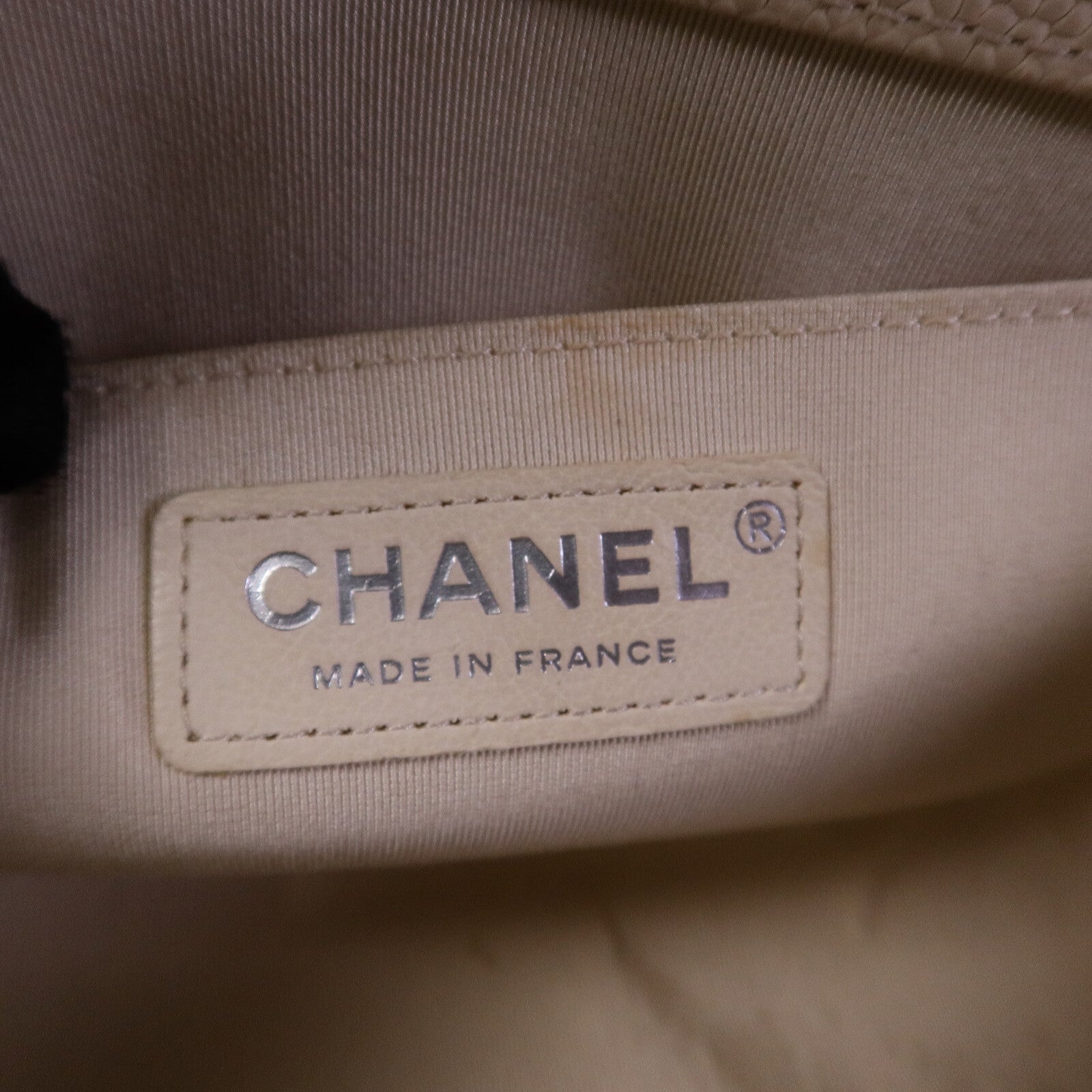 CHANEL 【激減優惠】牛皮皮革Boy 25鏈帶肩背袋