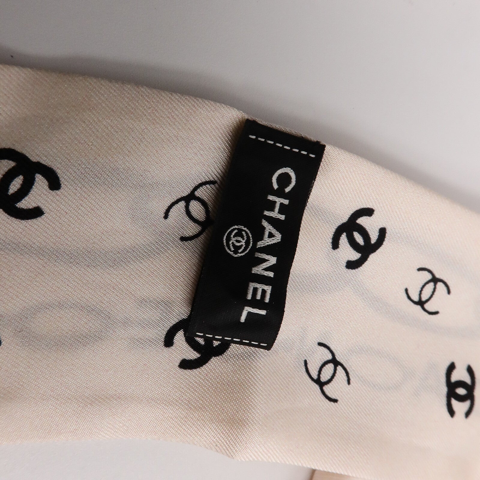 CHANEL 絲質Scarf絲巾