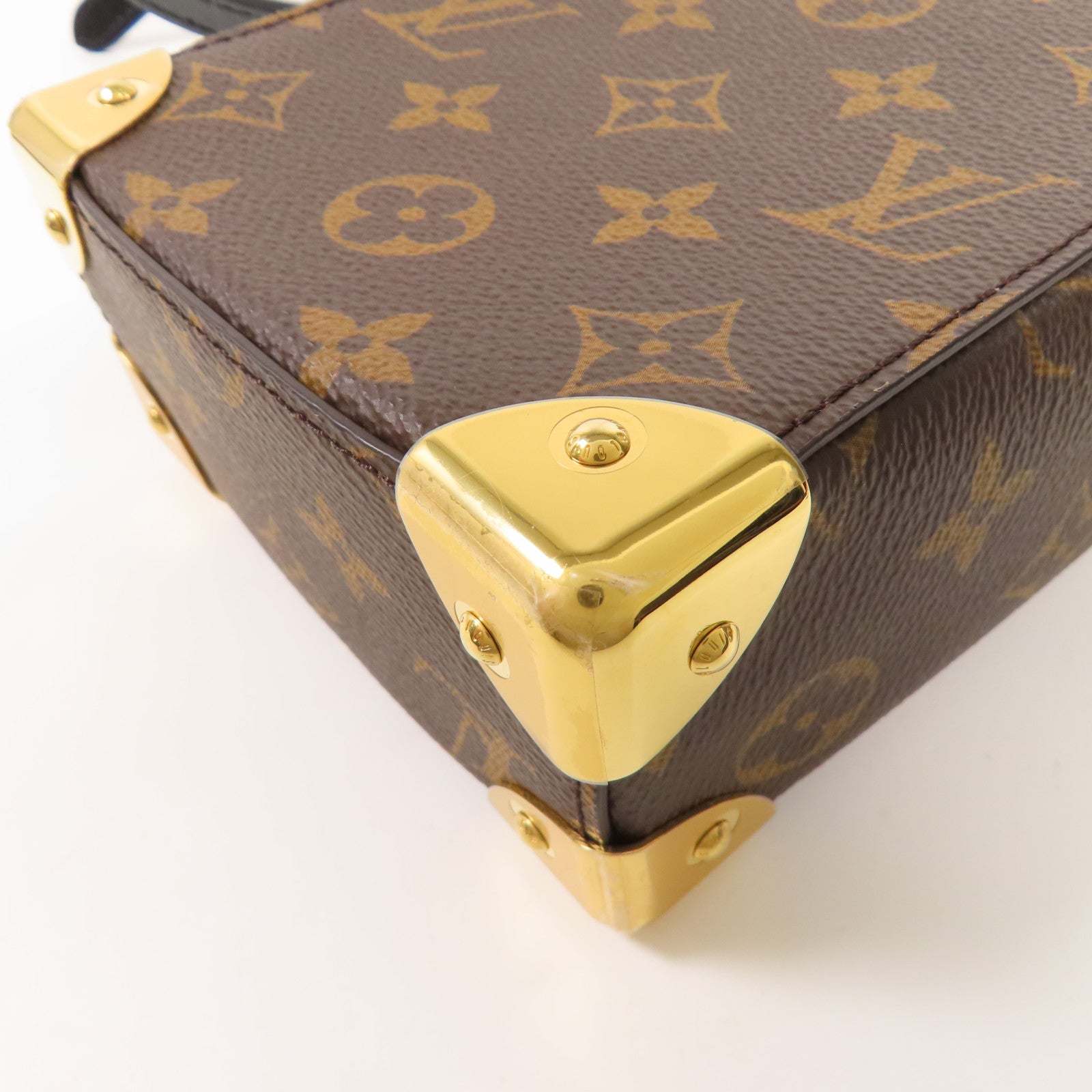 LOUIS VUITTON LV GHW Camera Box 2 Way Chain Shoulder Bag Monogram Reverse M82465