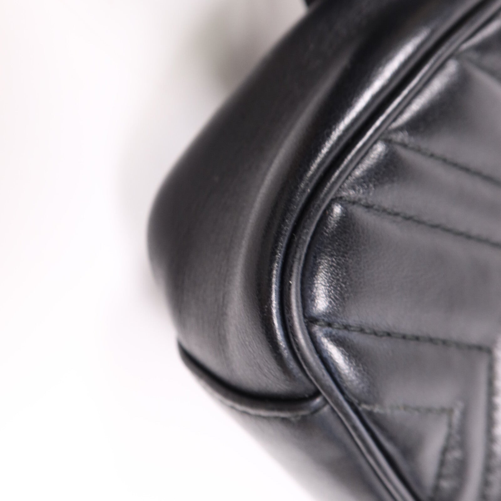 GUCCI 牛皮皮革GG Marmont金扣鏈帶肩背袋