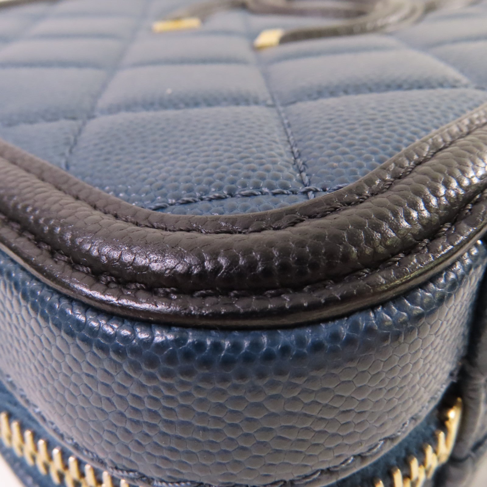 CHANEL 【激減優惠】菱格Caviar皮革Filigree Vanity Case 2Way Shoulder Bag金扣鏈帶手挽肩背兩用袋藍色/黑色