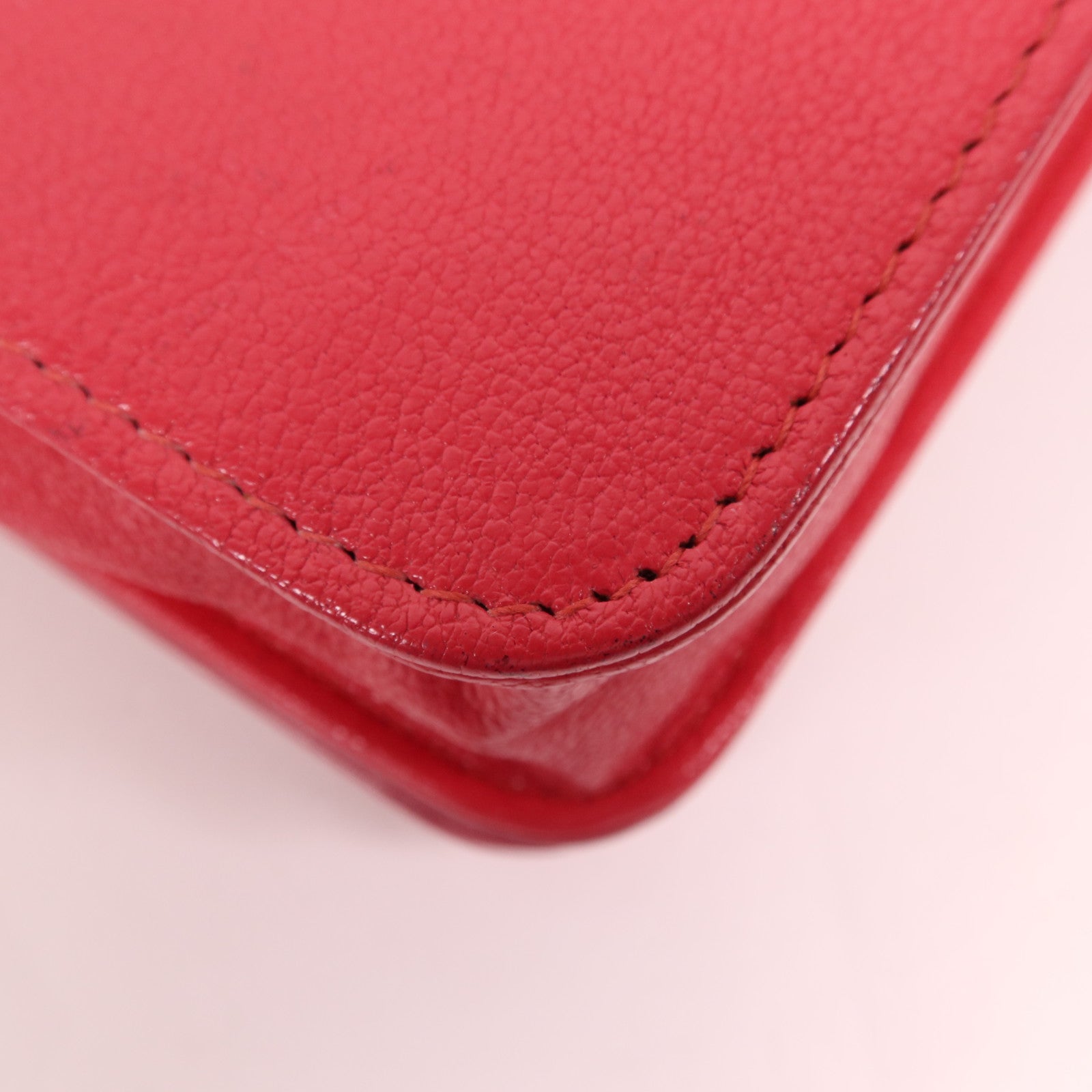 CHANEL 牛皮皮革WOC Wallet On Chain金扣鏈帶肩背袋