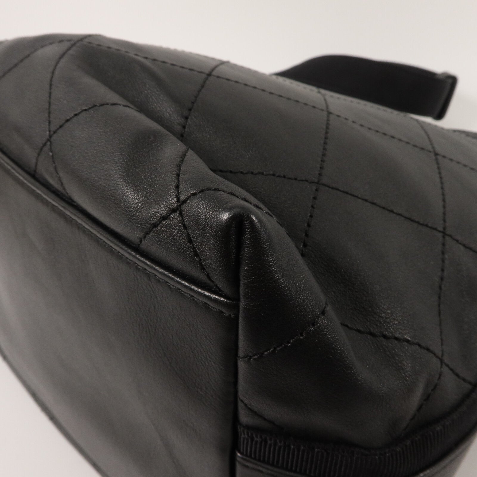 CHANEL 牛皮皮革Hobo Bag手挽肩背兩用袋