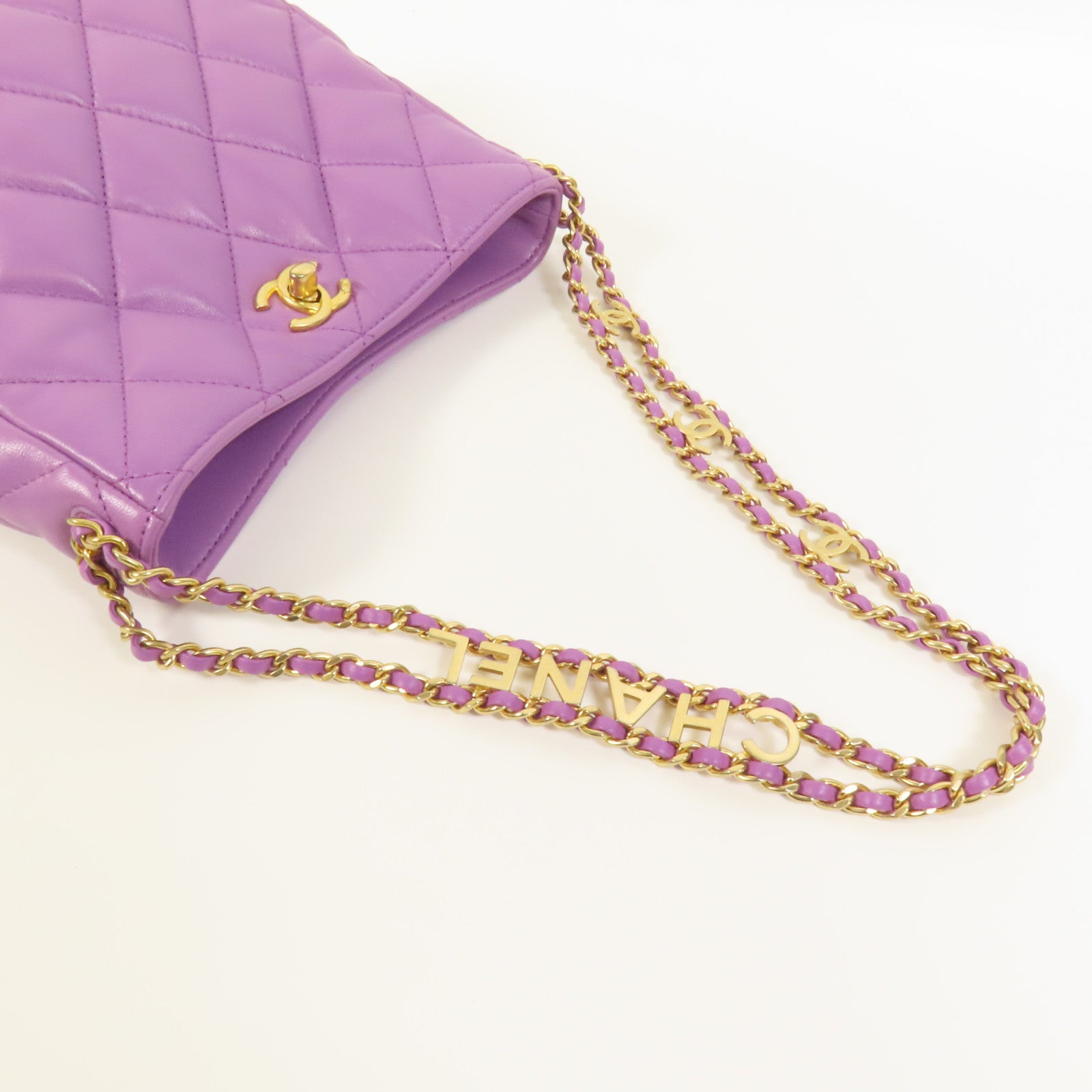 CHANEL 羊皮皮革Pick Me Up Hobo Bag金扣肩背袋