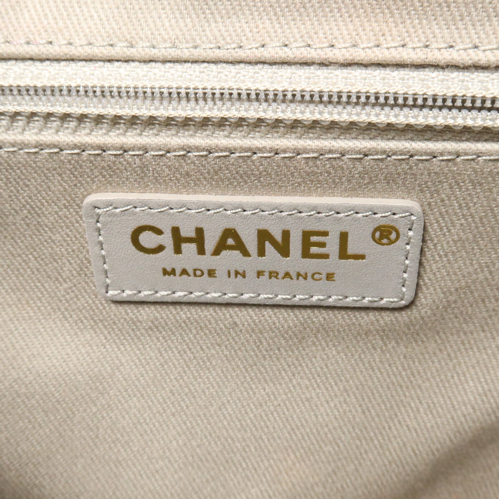 CHANEL 牛皮皮革Business Affinity Small鏈帶手挽肩背兩用袋