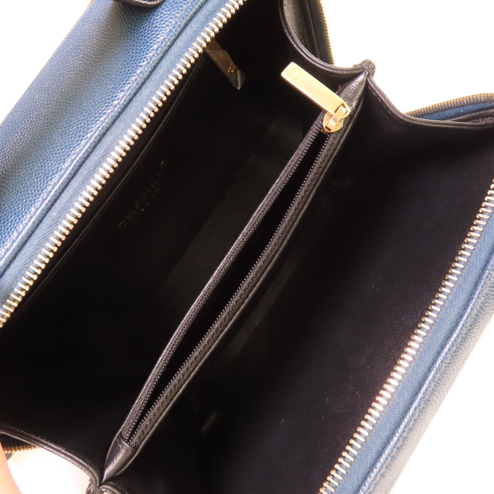 CHANEL 【激減優惠】菱格Caviar皮革Filigree Vanity Case 2Way Shoulder Bag金扣鏈帶手挽肩背兩用袋藍色/黑色