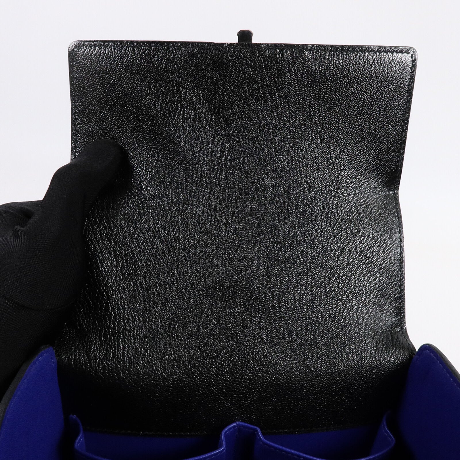 HERMES Chevre皮革Cinhetic Box肩背袋Black/Bleu Saphir