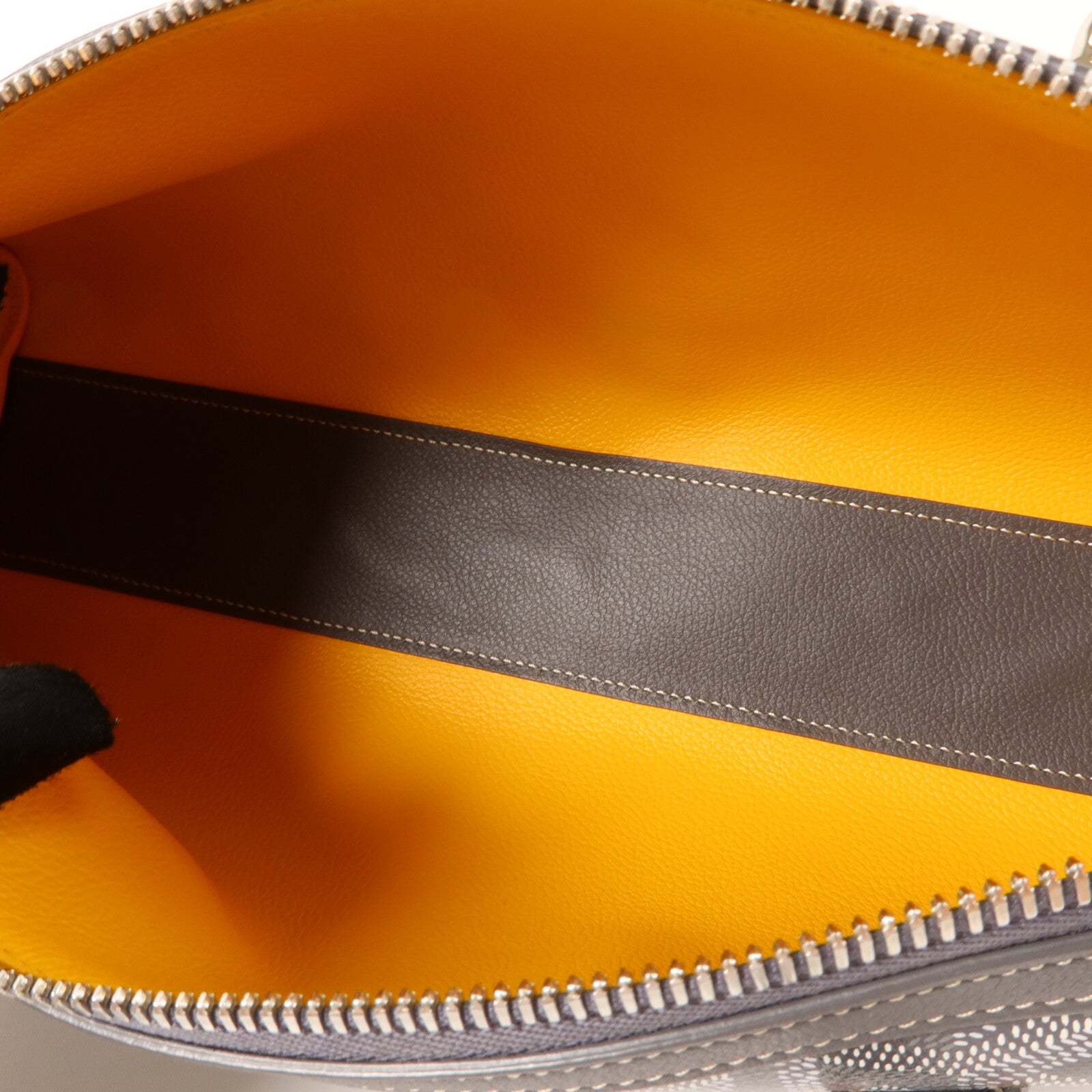 GOYARD 塗層帆布Bonbonniere肩背袋