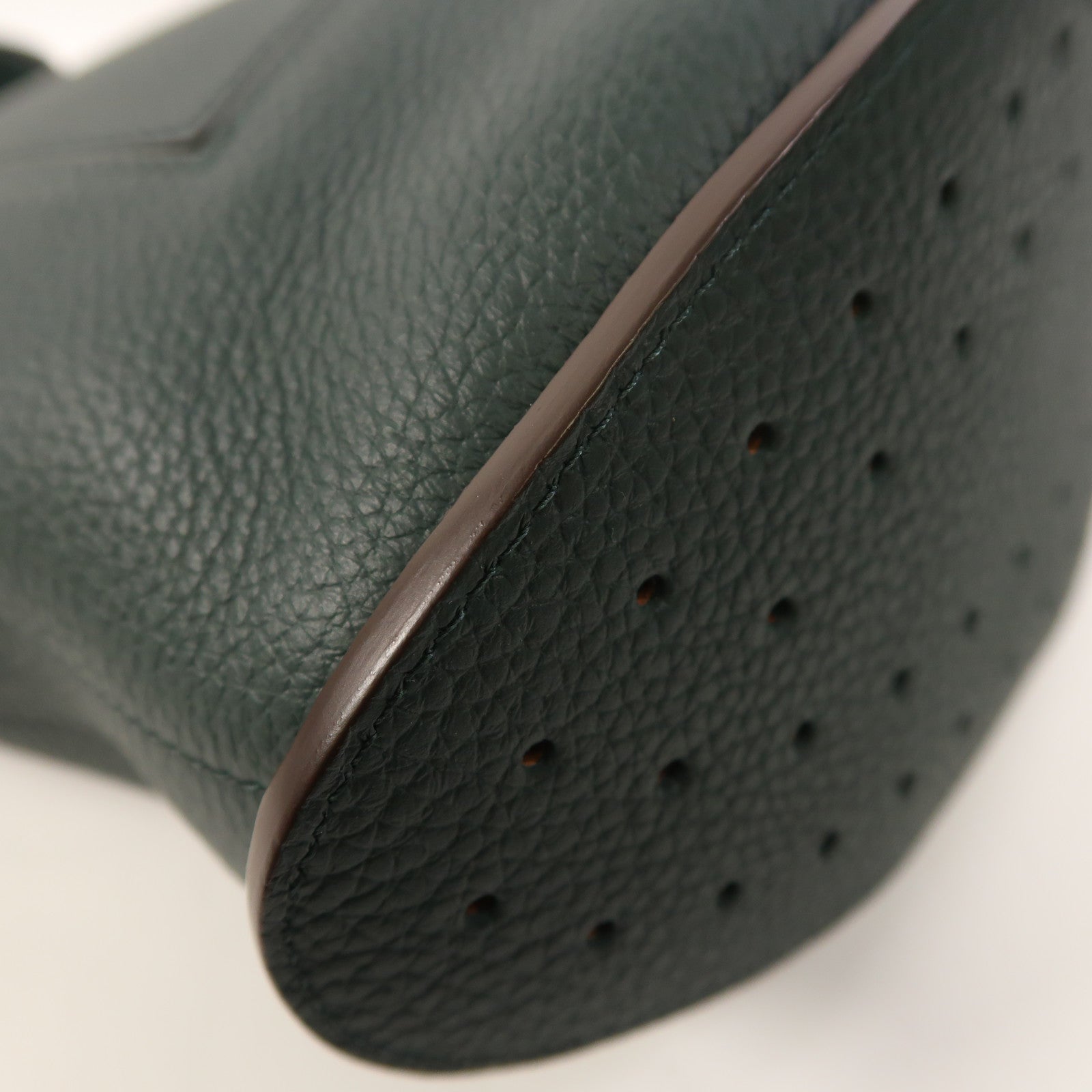 Delvaux 牛皮皮革Pin Daily金扣肩背袋