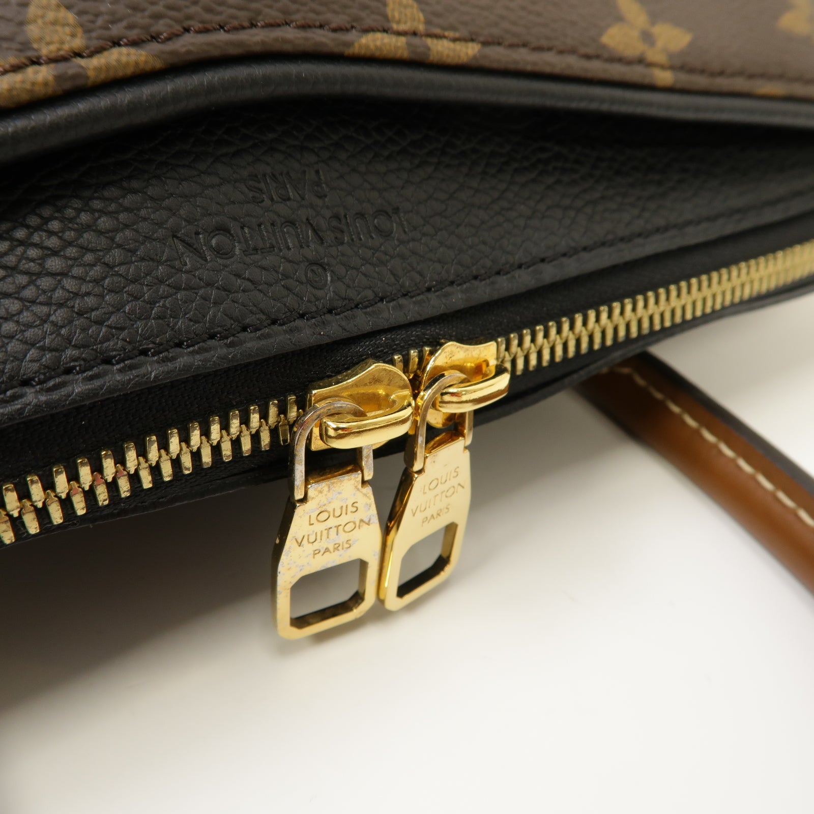 LOUIS VUITTON 【激減優惠】Monogram Pallas金扣手挽肩背兩用袋黑色/棕色